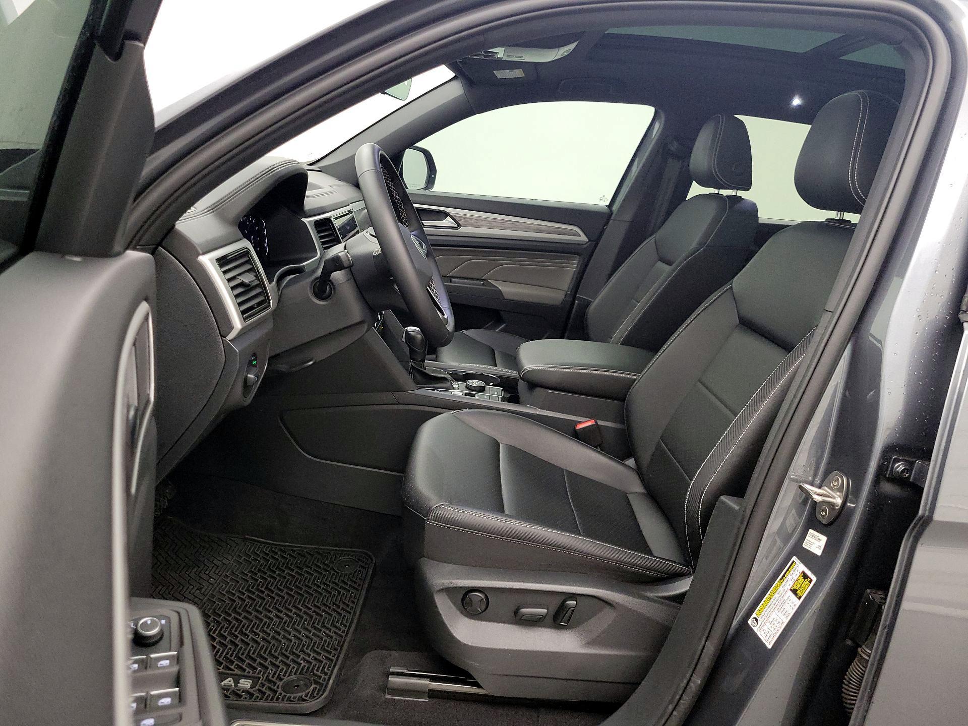 Thumbnail: 2022 Volkswagen Atlas - 11