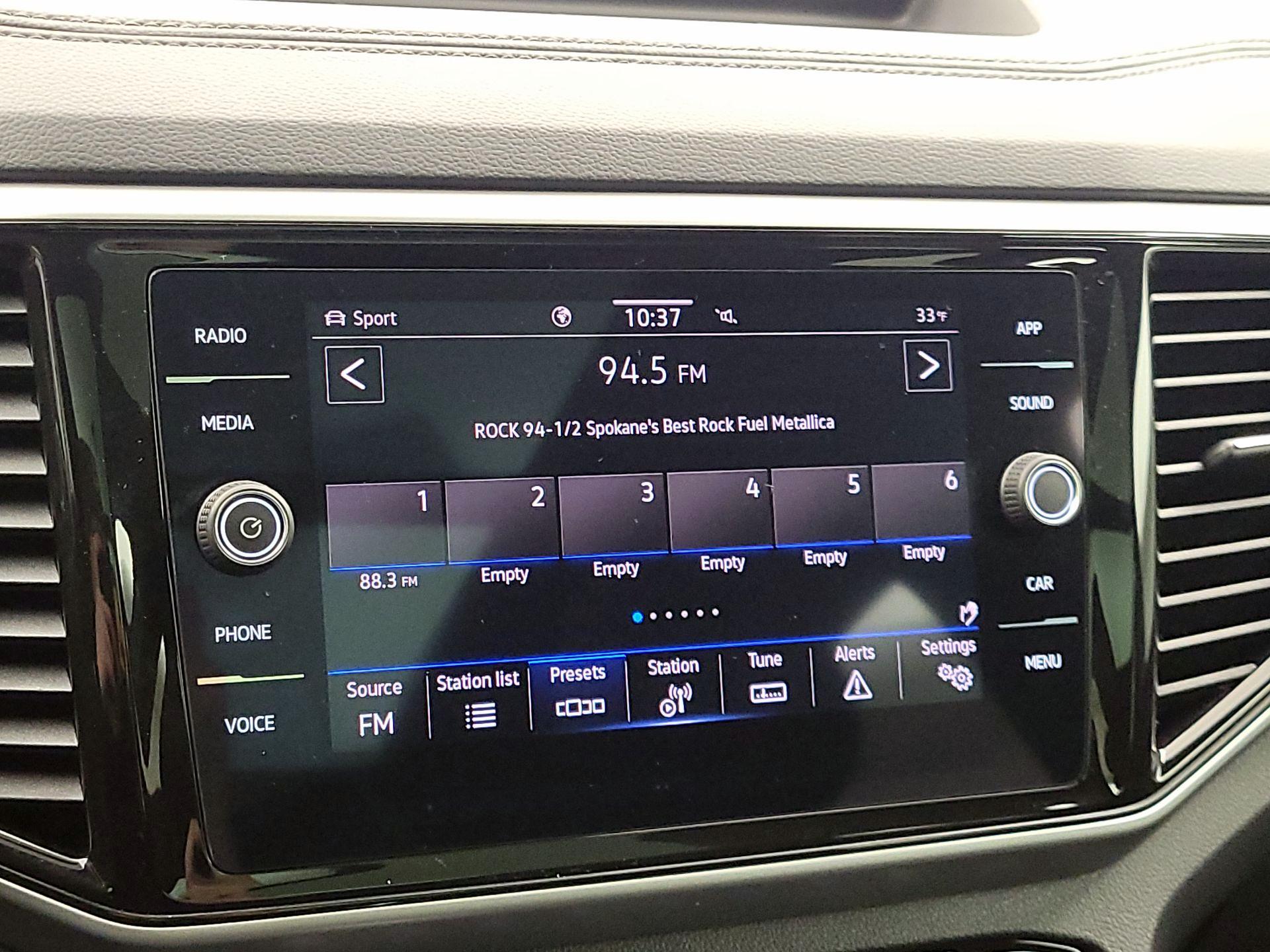 Thumbnail: 2022 Volkswagen Atlas - 15