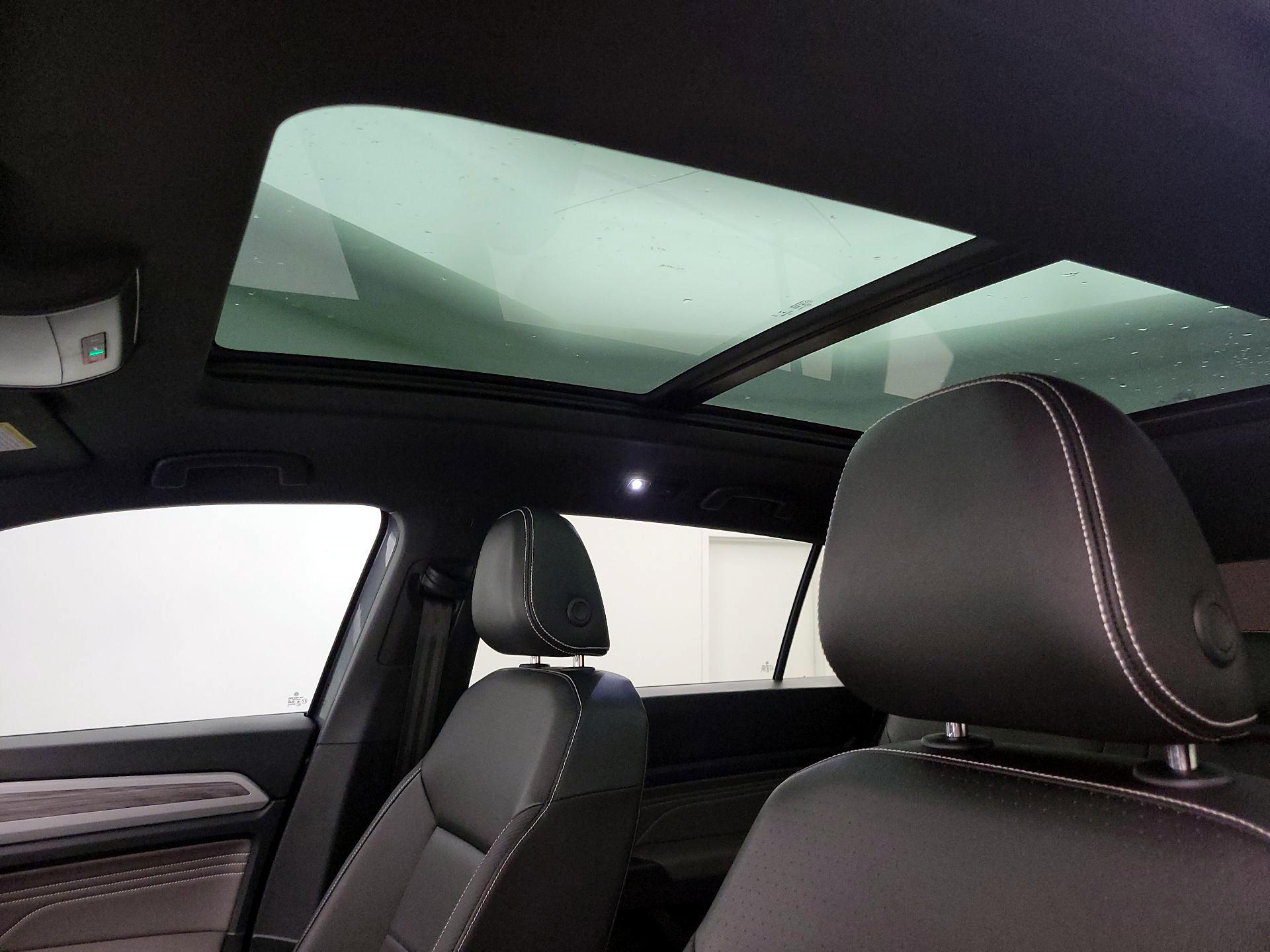 Thumbnail: 2022 Volkswagen Atlas - 19