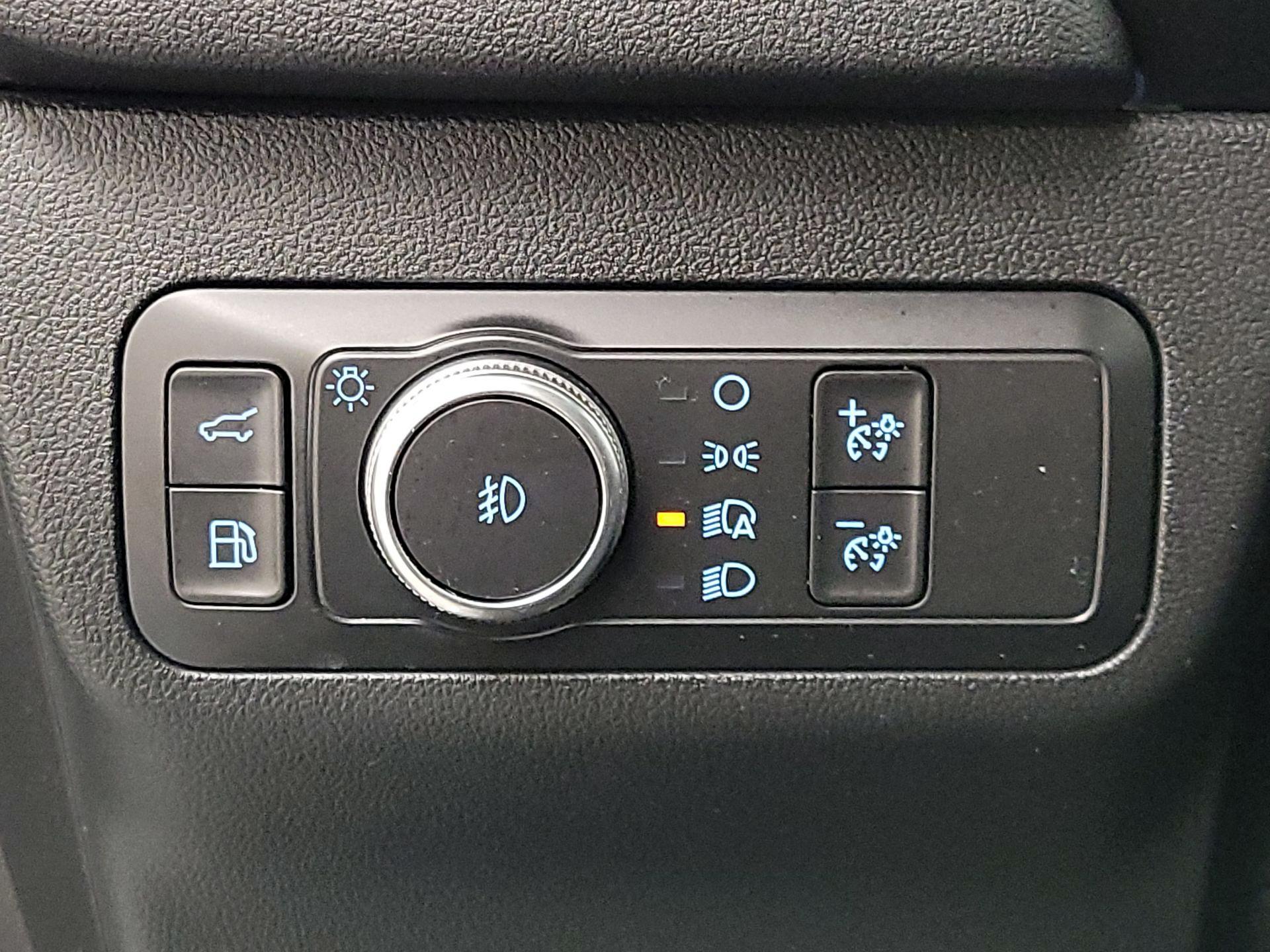 Thumbnail: 2020 Ford Escape - 13