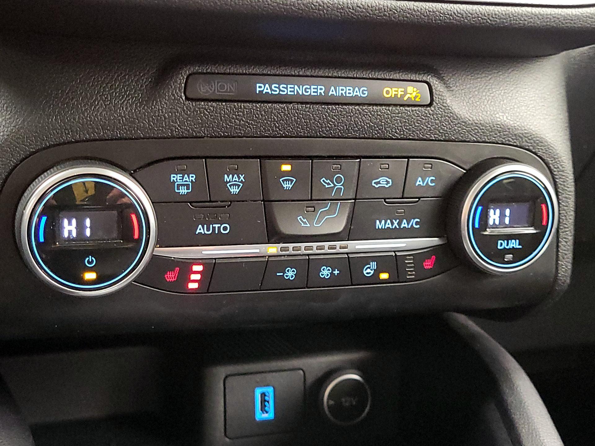 Thumbnail: 2020 Ford Escape - 17