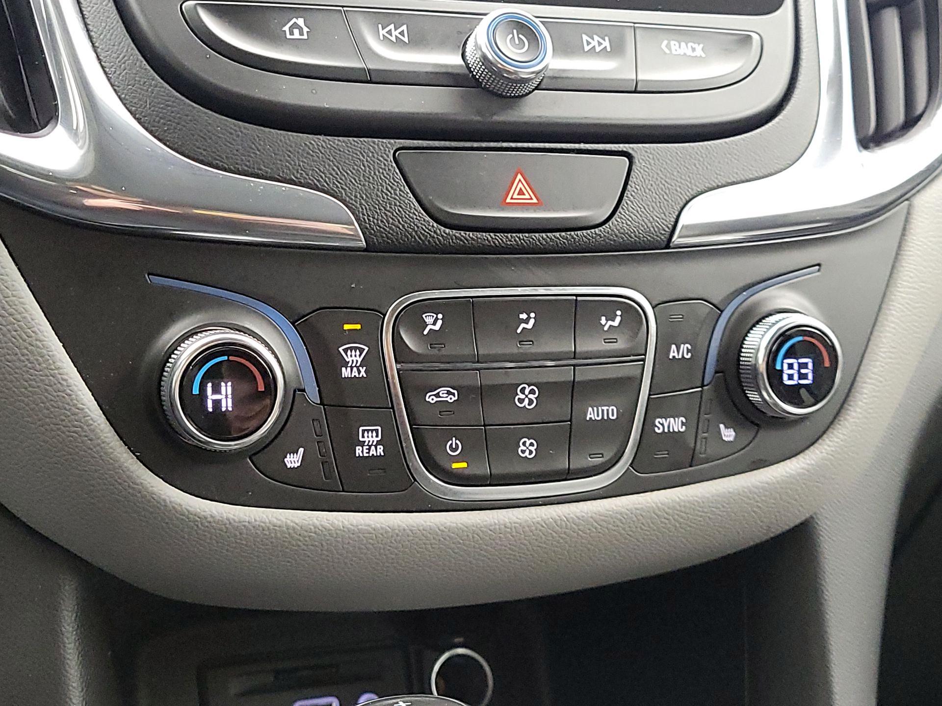 Thumbnail: 2021 Chevrolet Equinox - 17