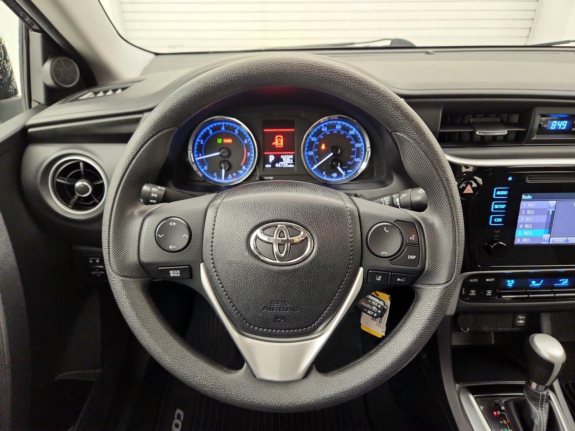 Thumbnail: 2019 Toyota Corolla - 10