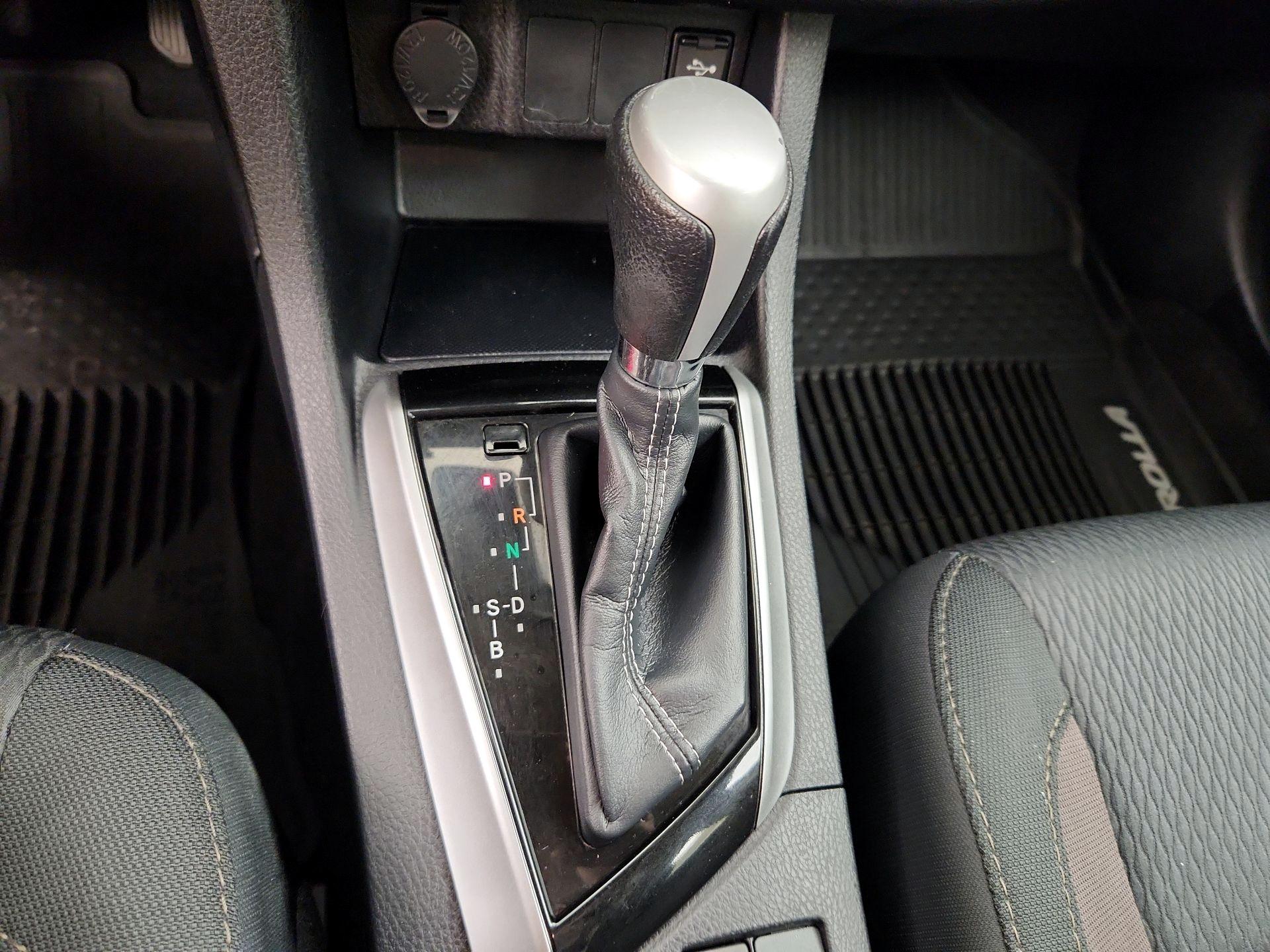 Thumbnail: 2019 Toyota Corolla - 17