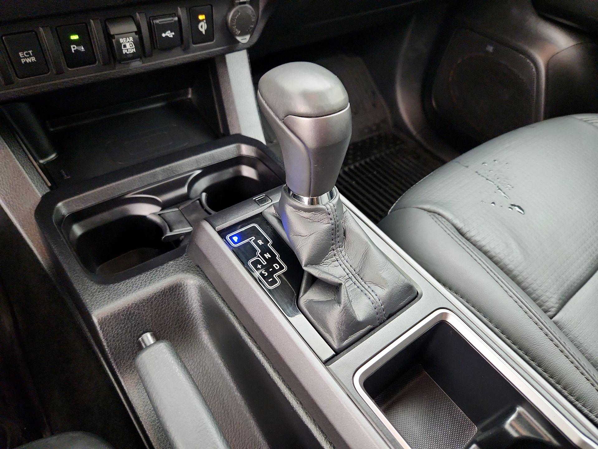 Thumbnail: 2022 Toyota Tacoma - 18