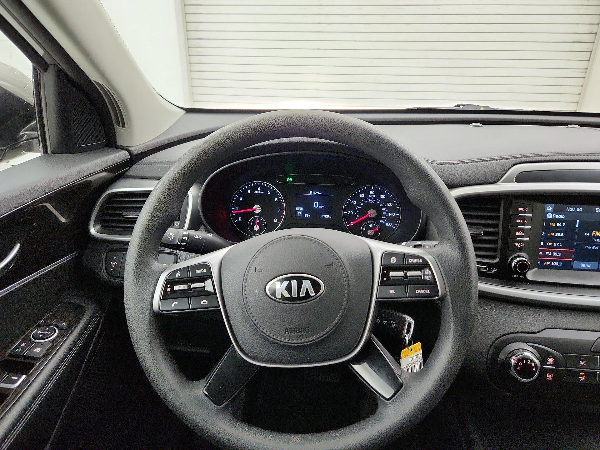 Thumbnail: 2019 Kia Sorento - 10