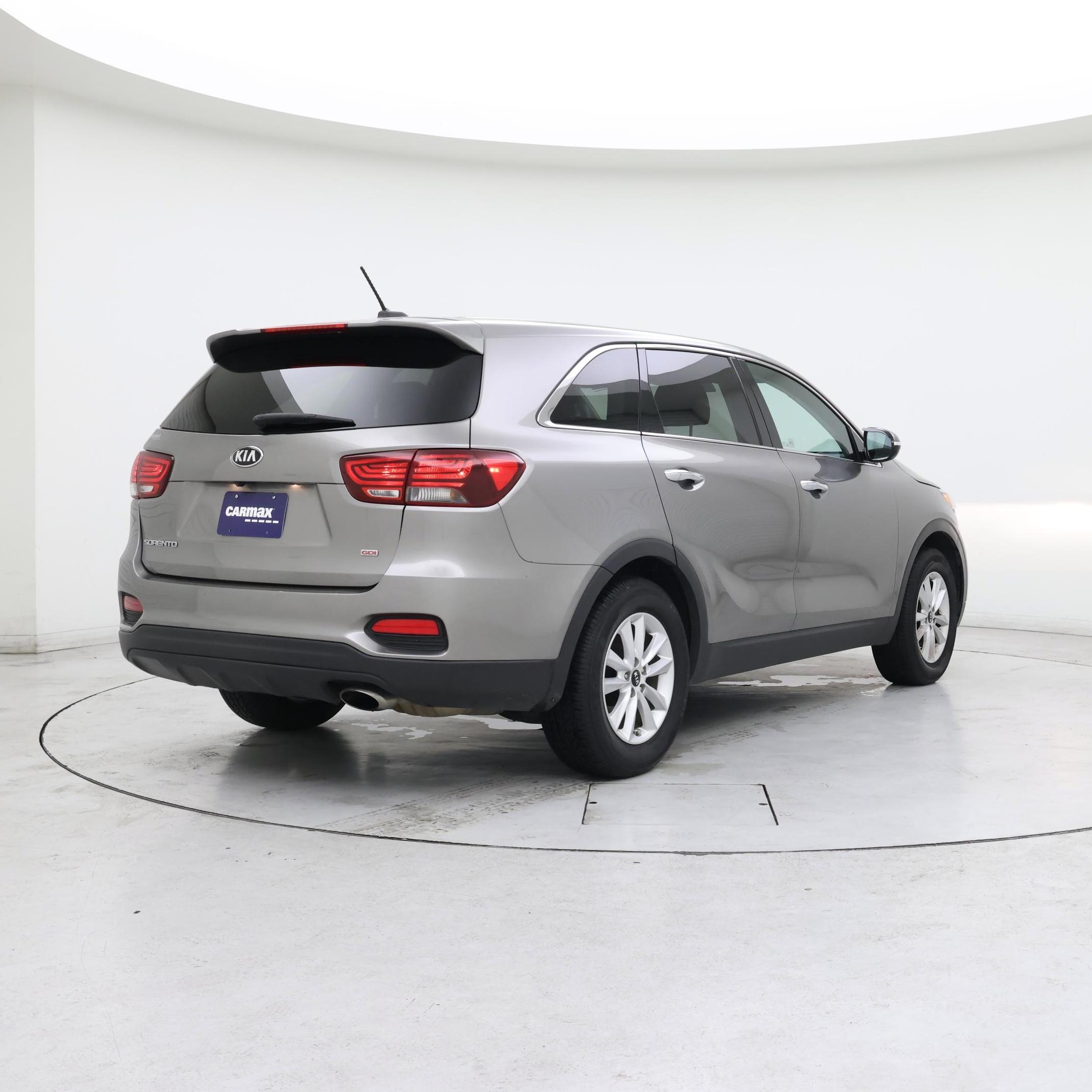 Thumbnail: 2019 Kia Sorento - 8