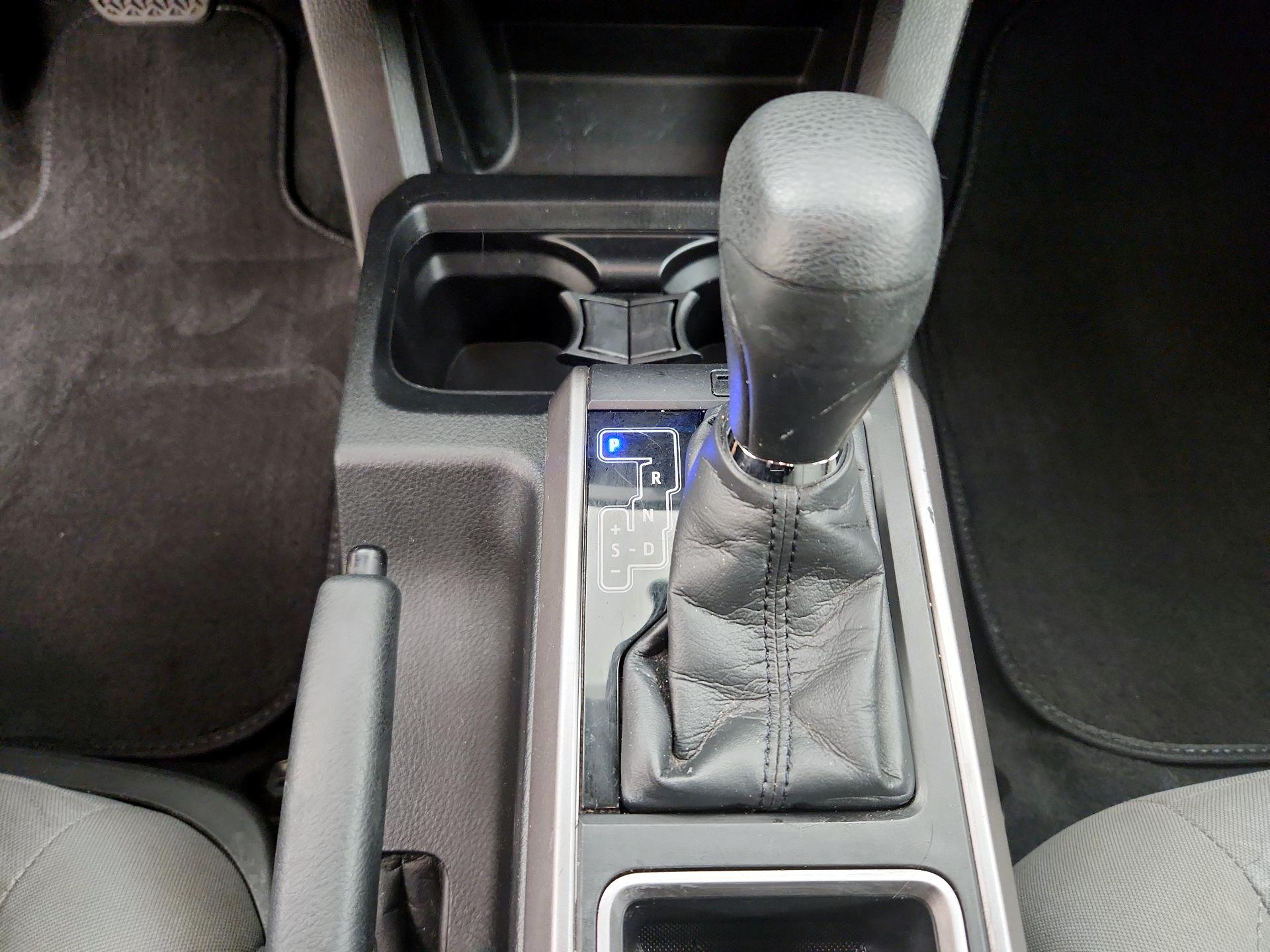 Thumbnail: 2021 Toyota Tacoma - 18