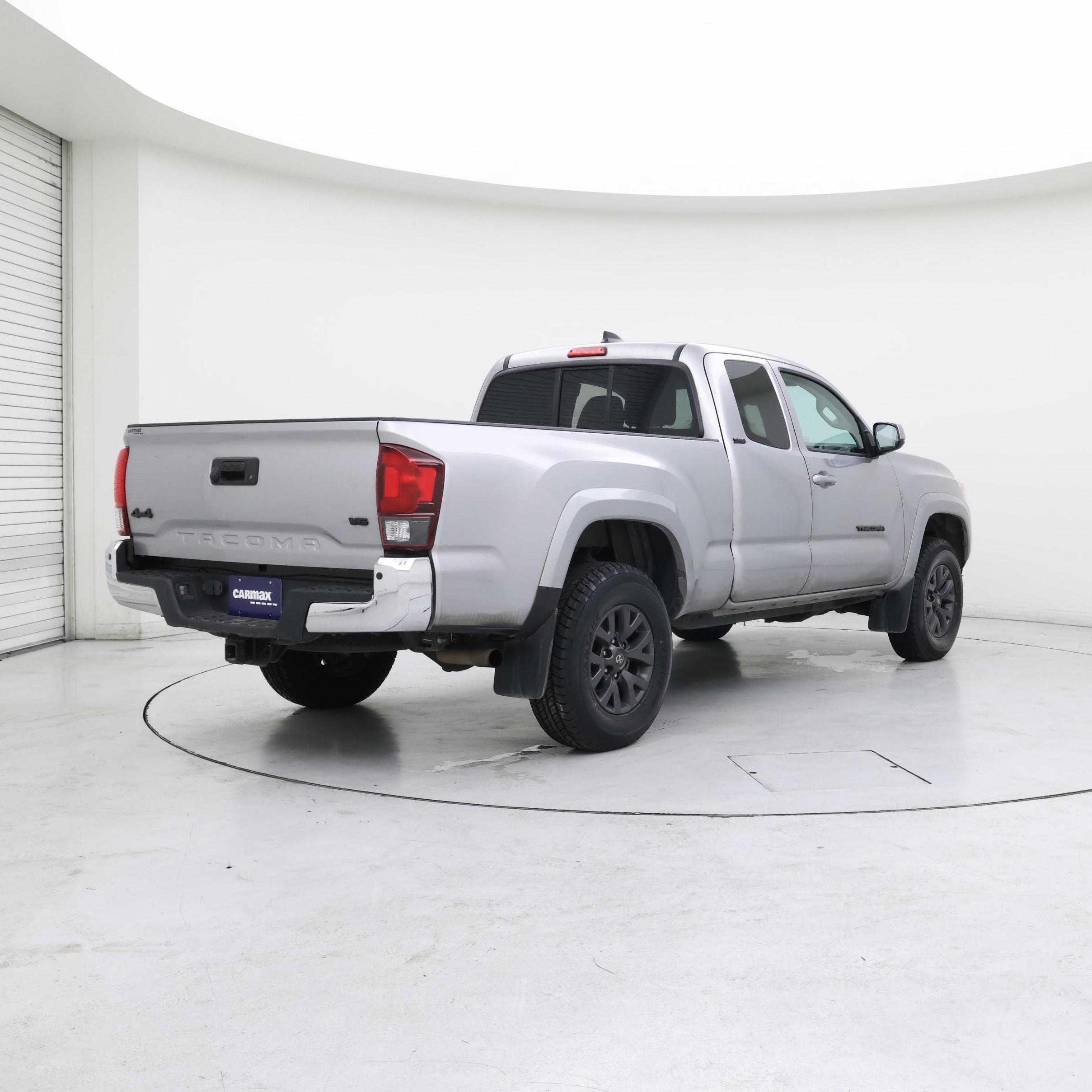 Thumbnail: 2021 Toyota Tacoma - 8