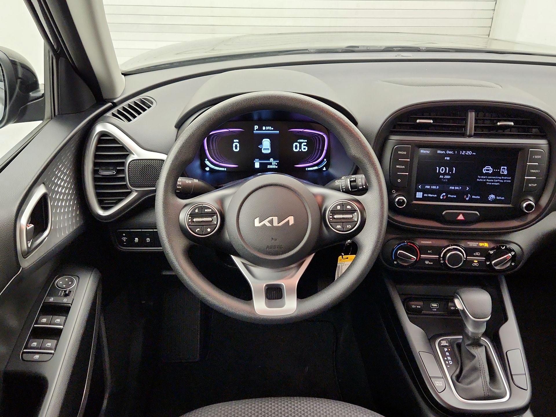 Thumbnail: 2023 Kia Soul - 10