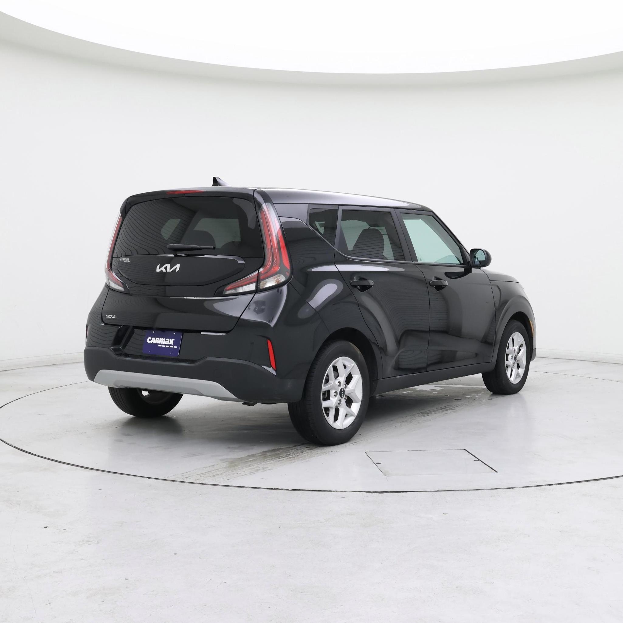 Thumbnail: 2023 Kia Soul - 8