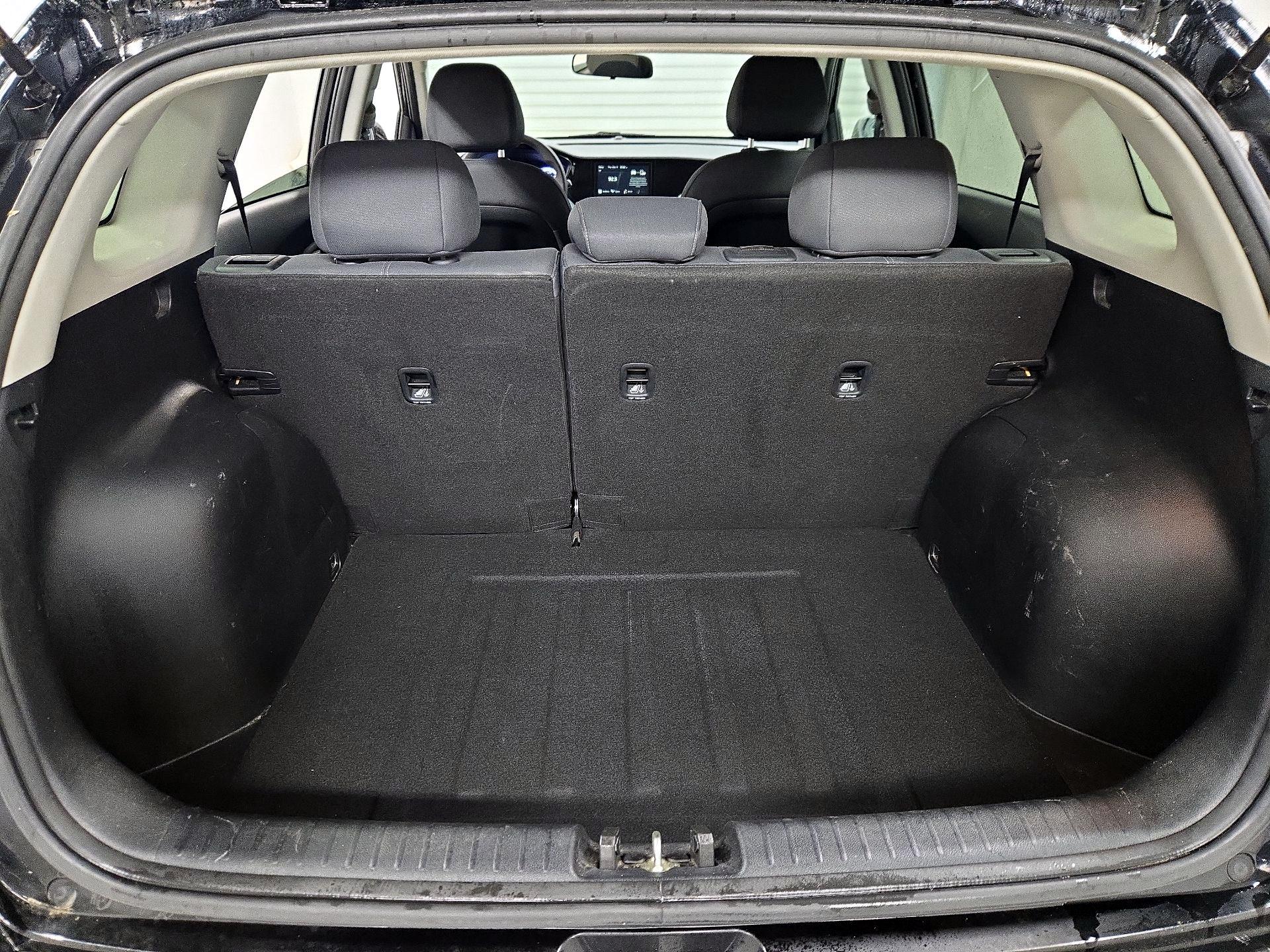 Thumbnail: 2020 Kia Niro - 20