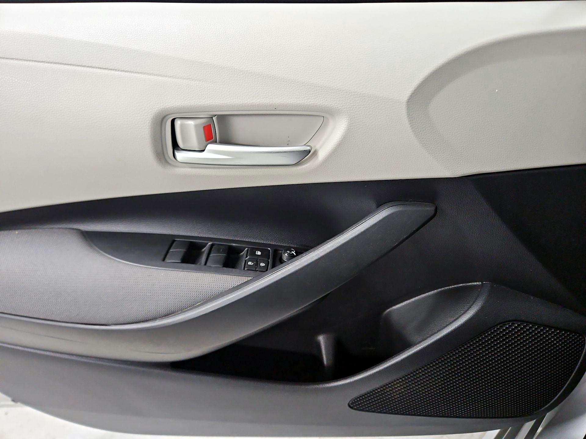 Thumbnail: 2021 Toyota Corolla - 12