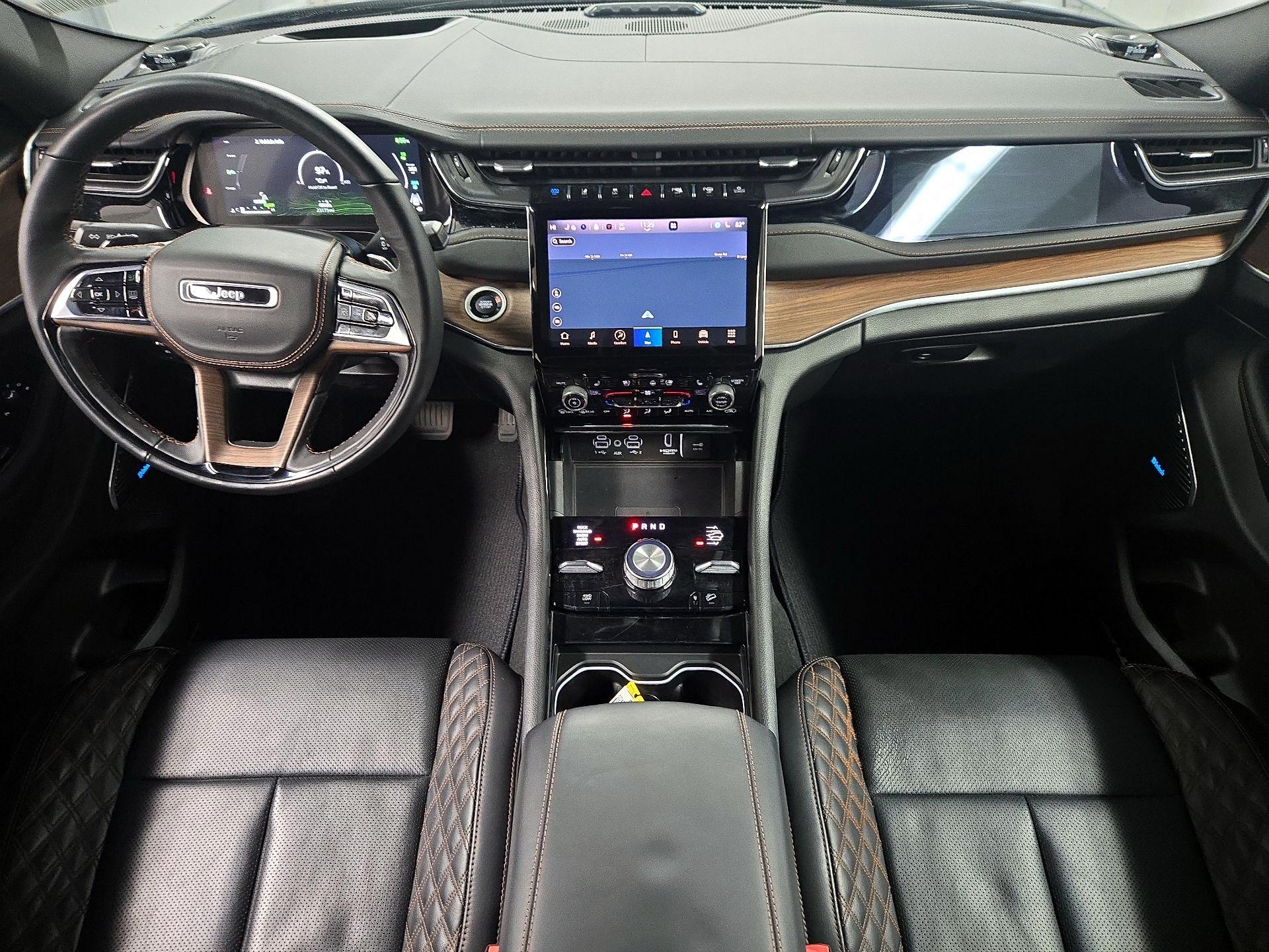 Thumbnail: 2022 Jeep Grand Cherokee - 9
