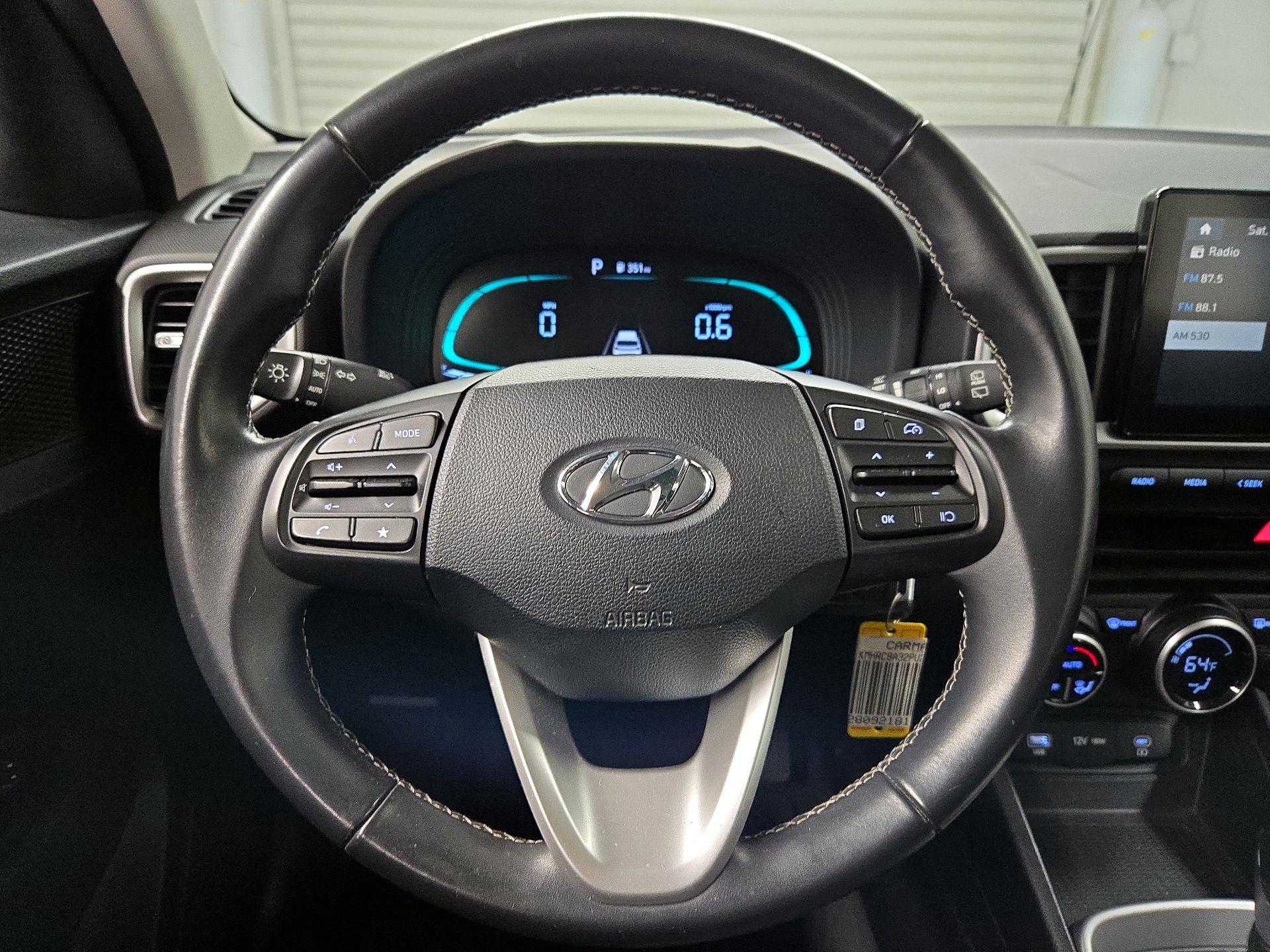 Thumbnail: 2023 Hyundai Venue - 10