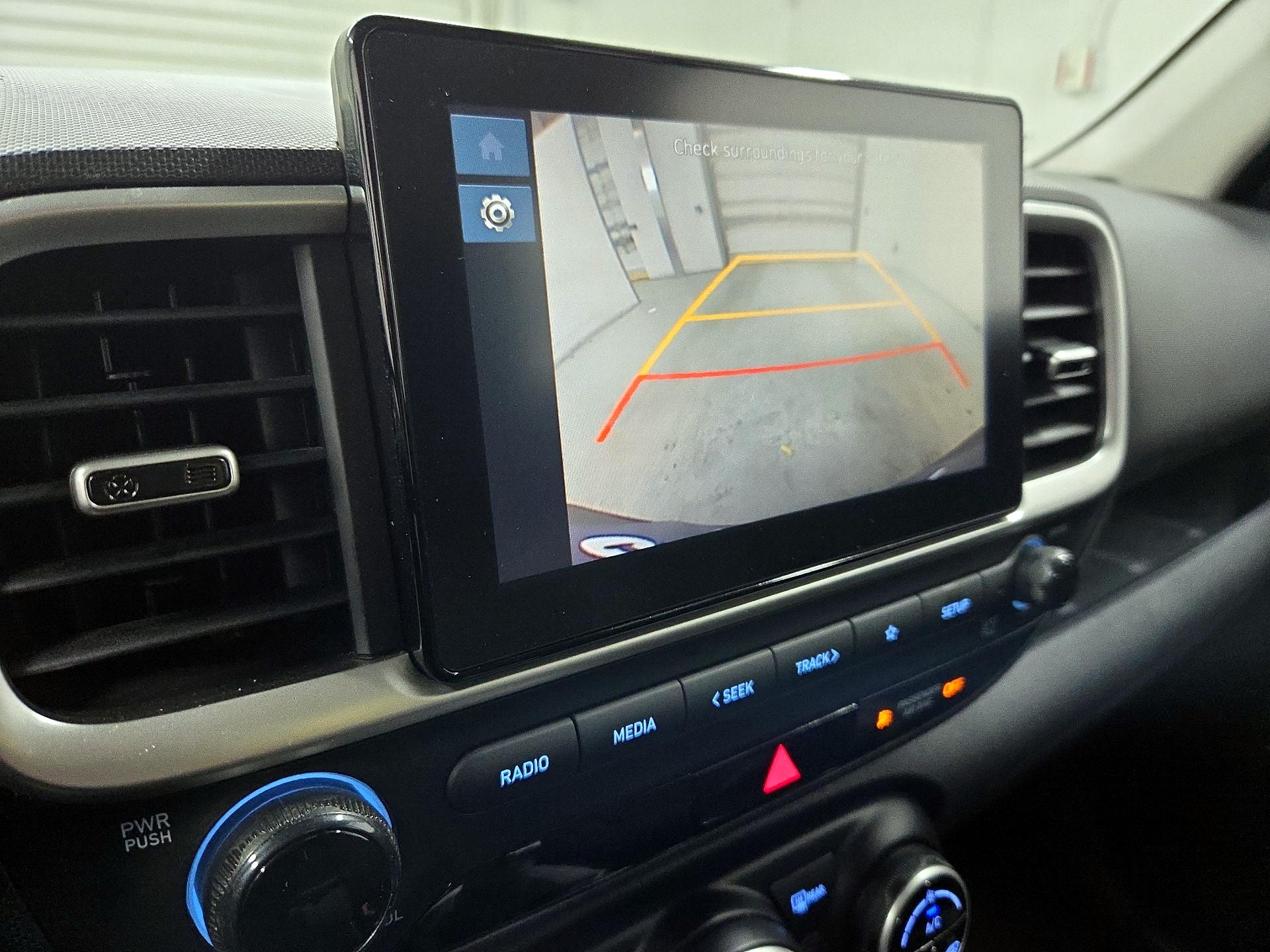 Thumbnail: 2023 Hyundai Venue - 14