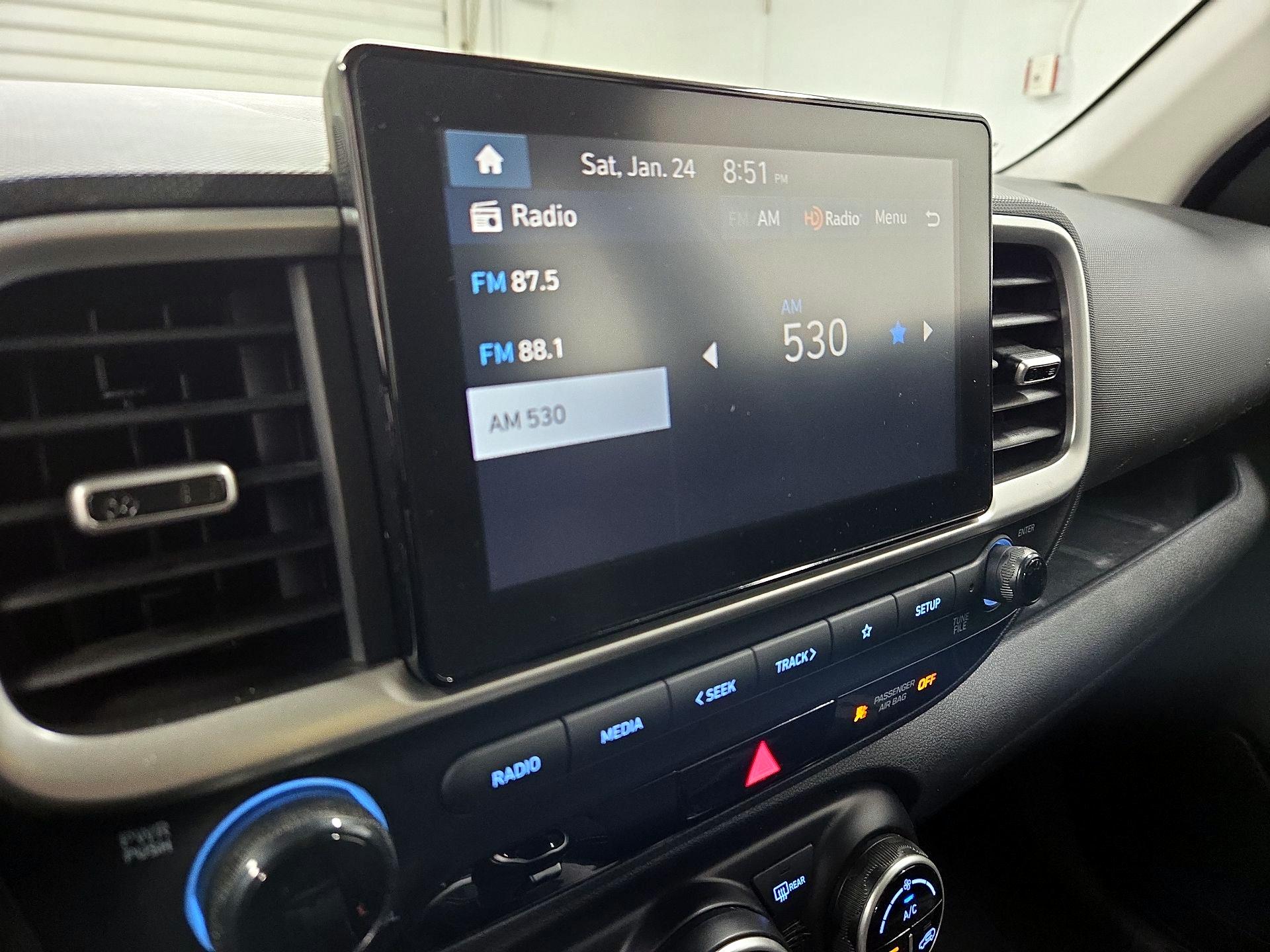 Thumbnail: 2023 Hyundai Venue - 15