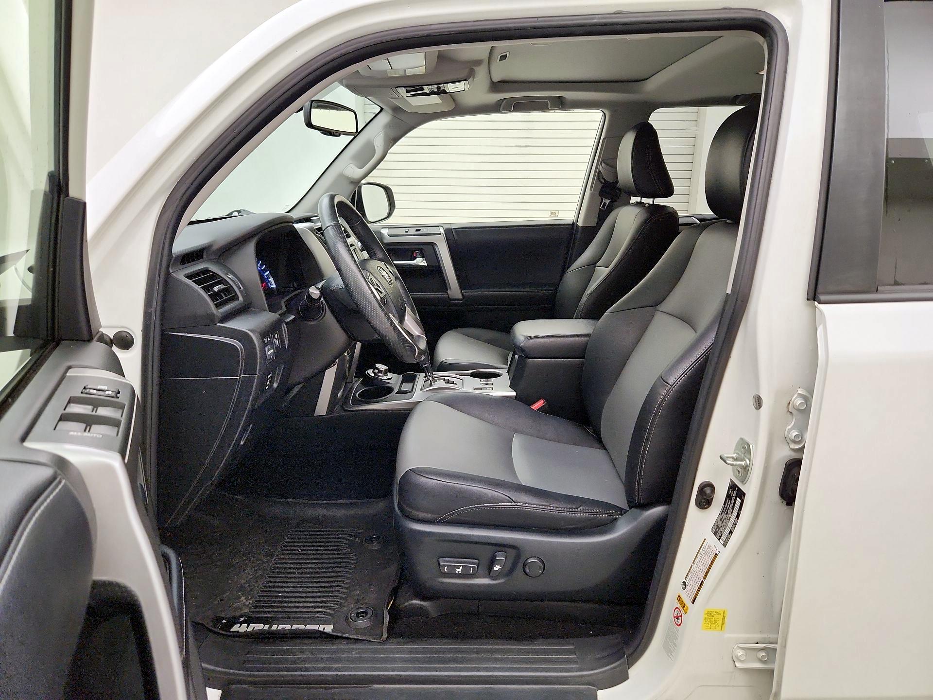 Thumbnail: 2018 Toyota 4Runner - 11