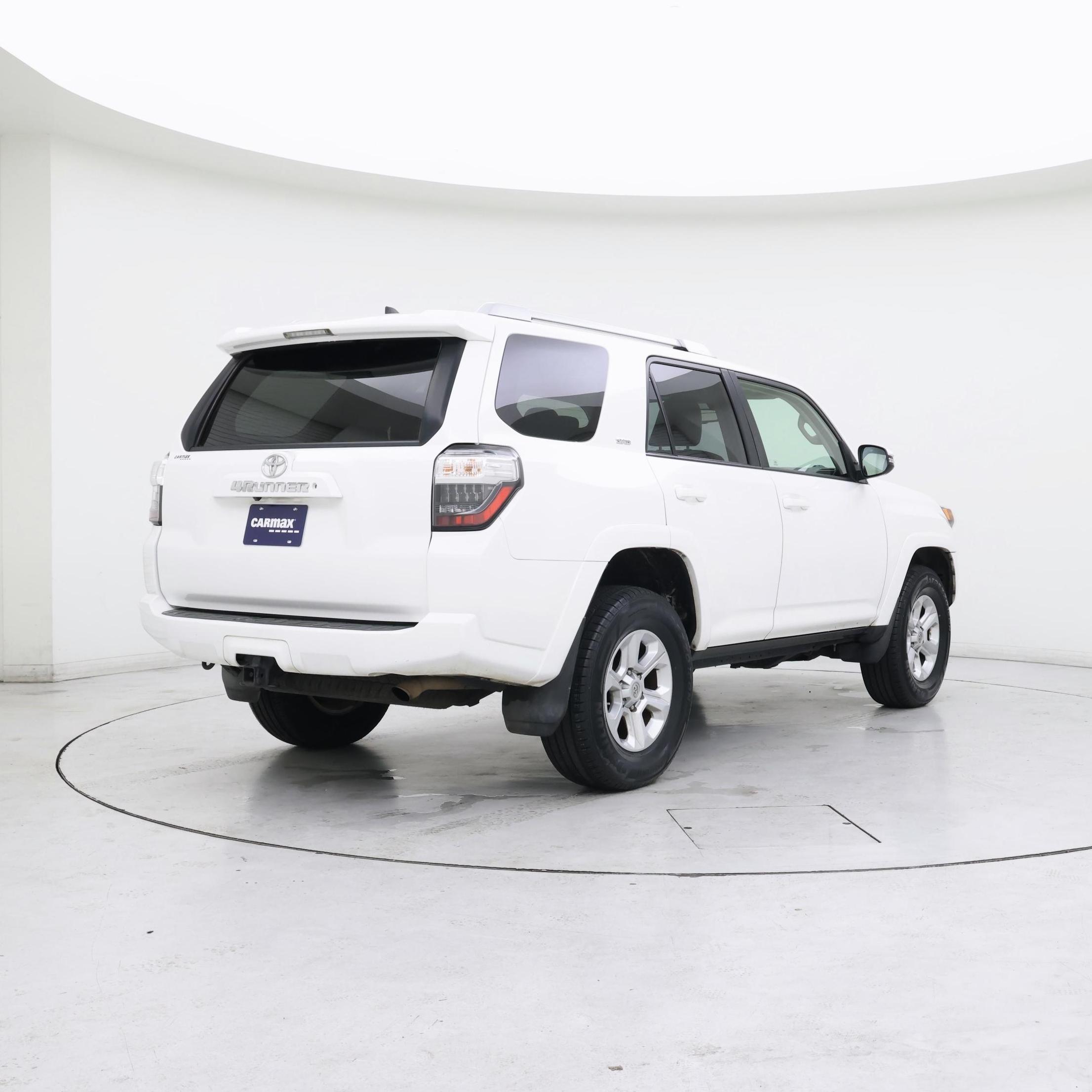 Thumbnail: 2018 Toyota 4Runner - 8