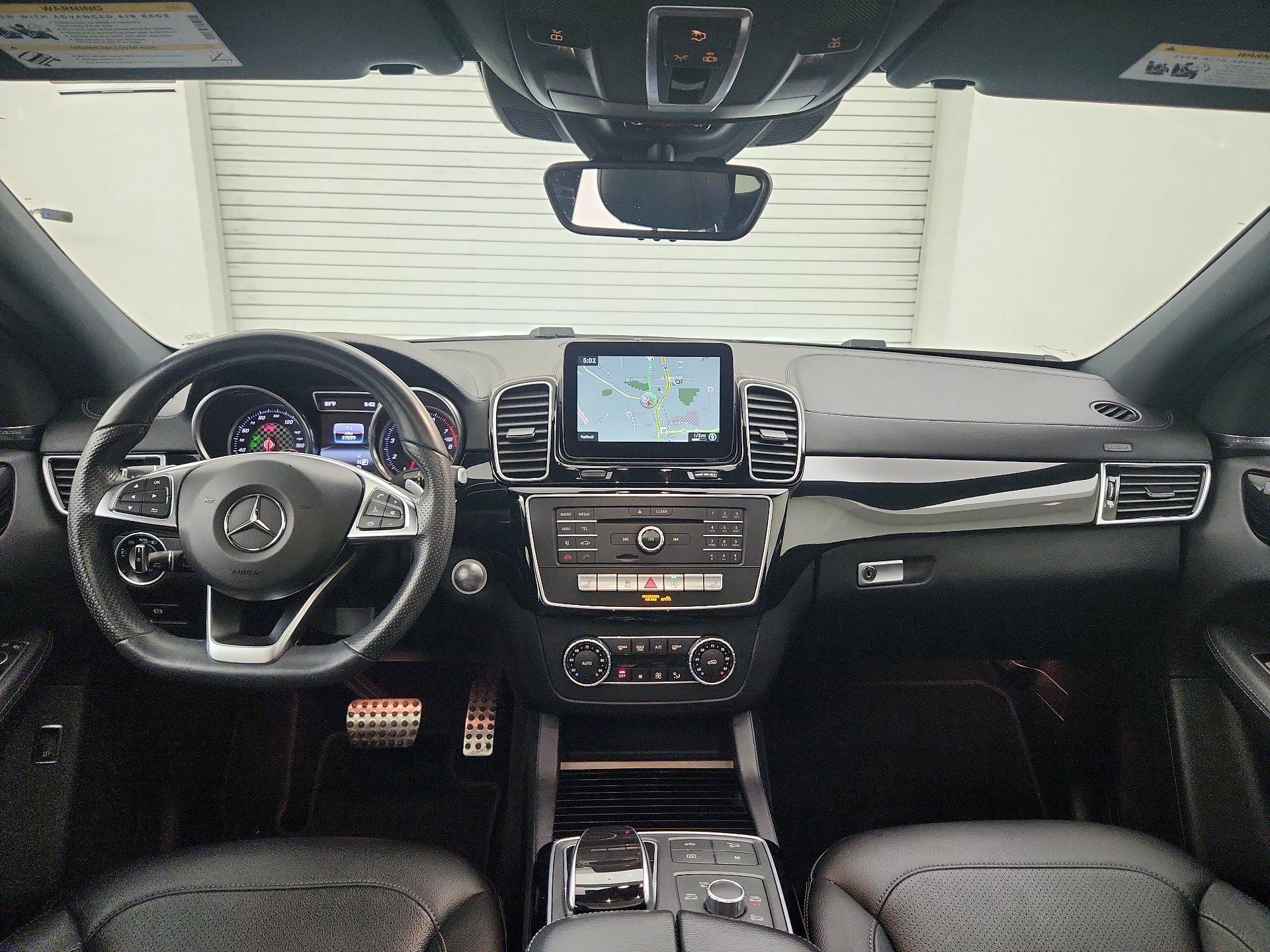 Thumbnail: 2016 Mercedes-Benz GLE - 9