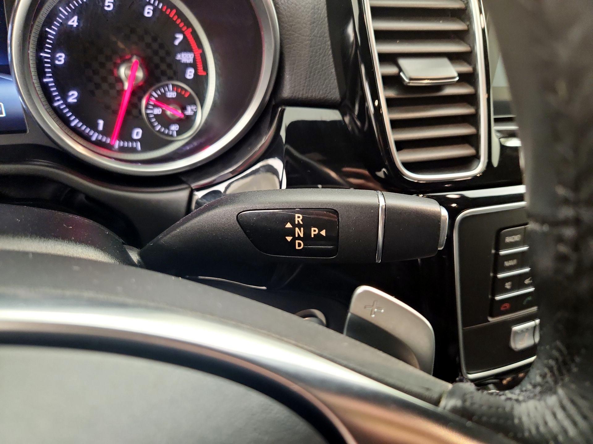 Thumbnail: 2016 Mercedes-Benz GLE - 18