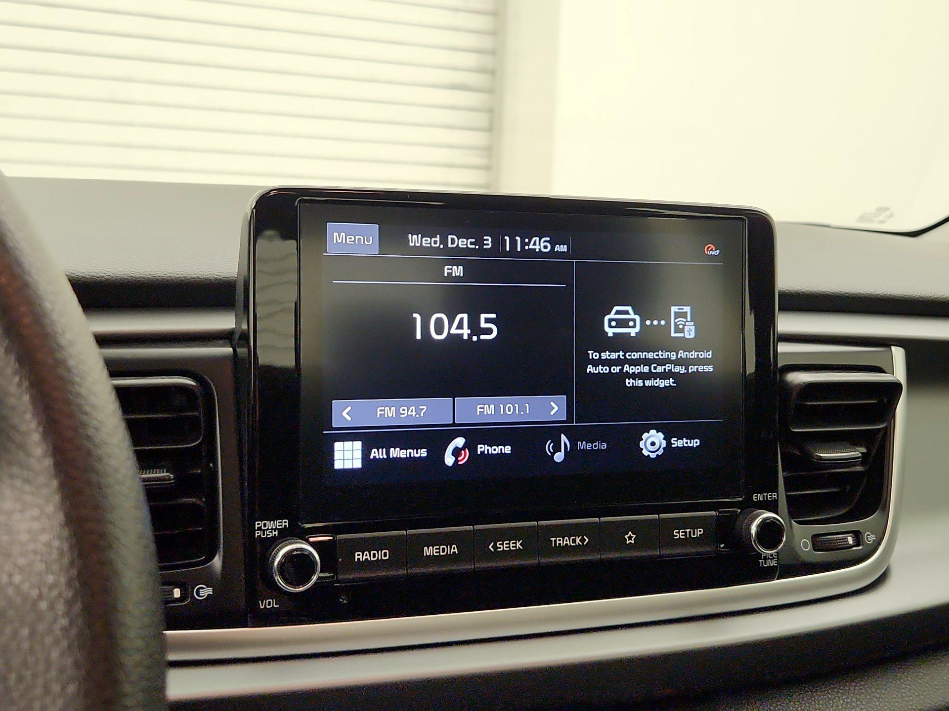 Thumbnail: 2021 Kia Rio - 15