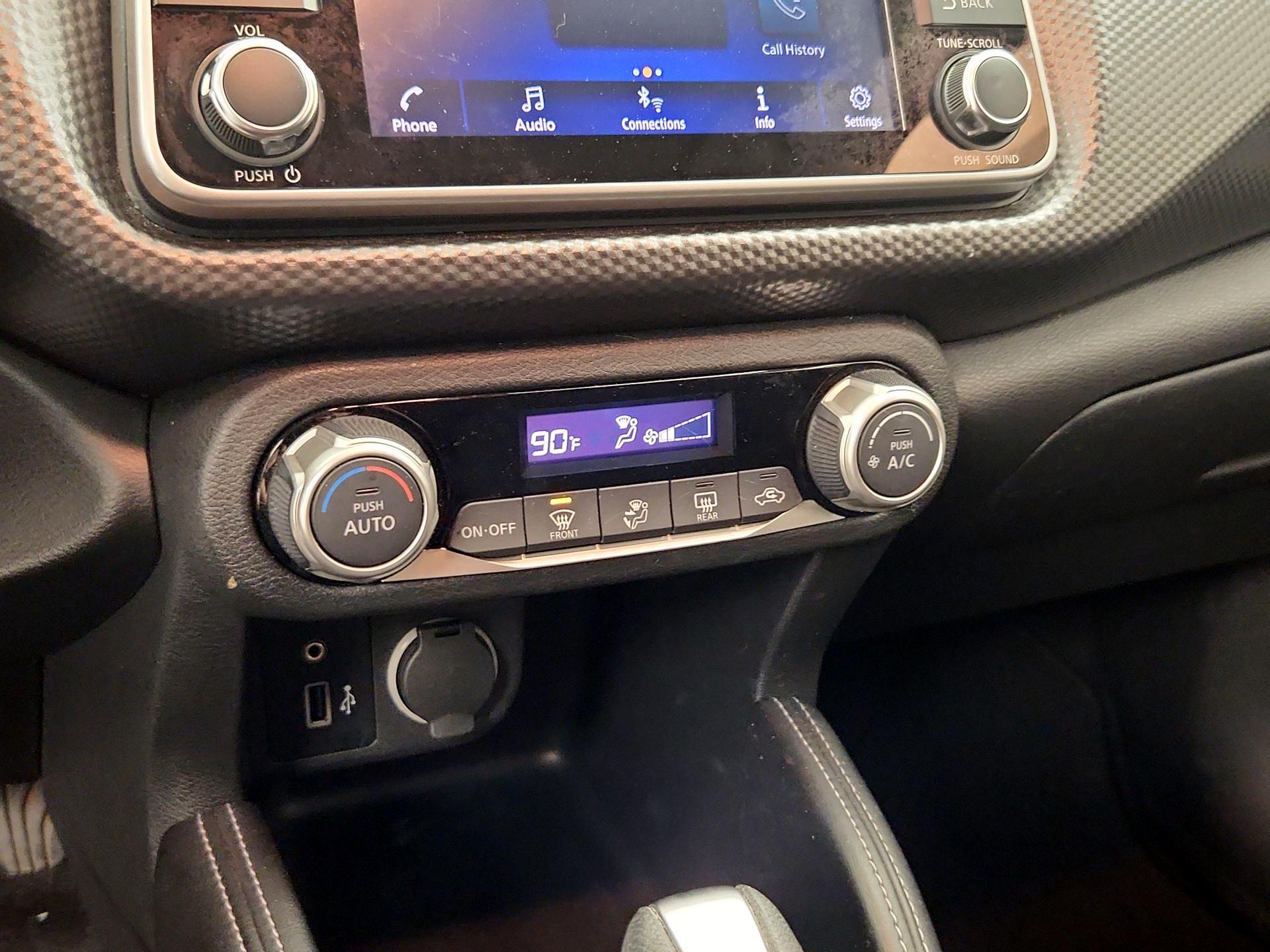 Thumbnail: 2018 Nissan Kicks - 16