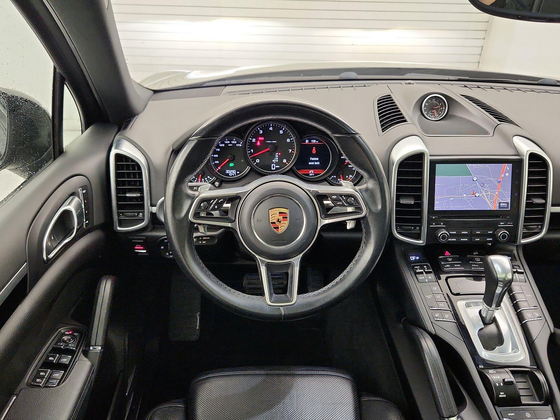 Thumbnail: 2018 Porsche Cayenne - 10
