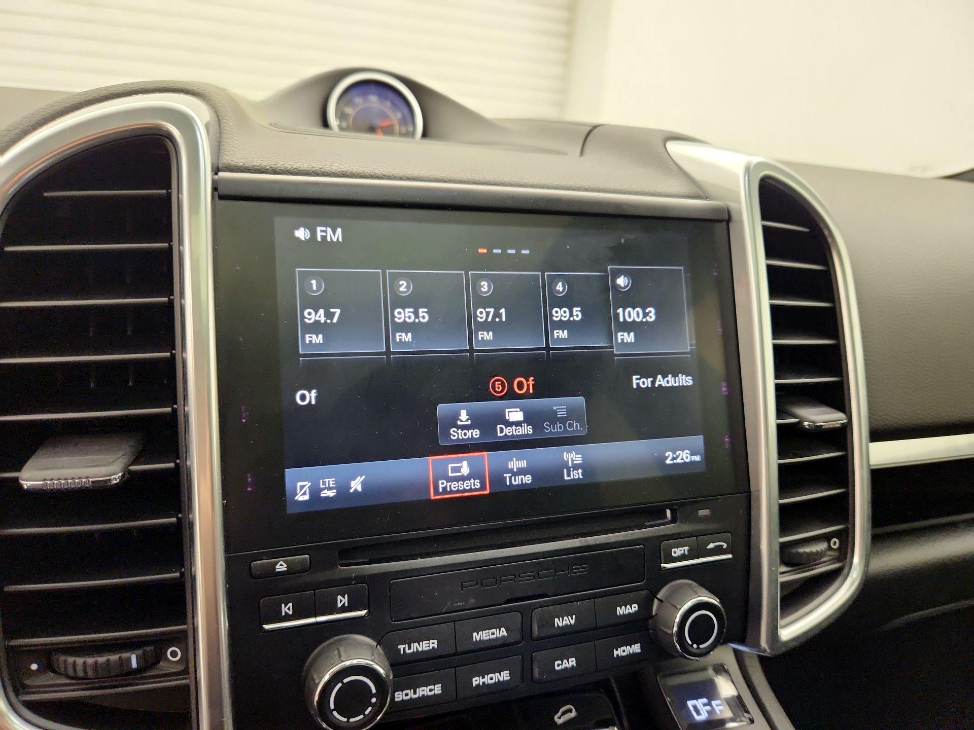 Thumbnail: 2018 Porsche Cayenne - 16