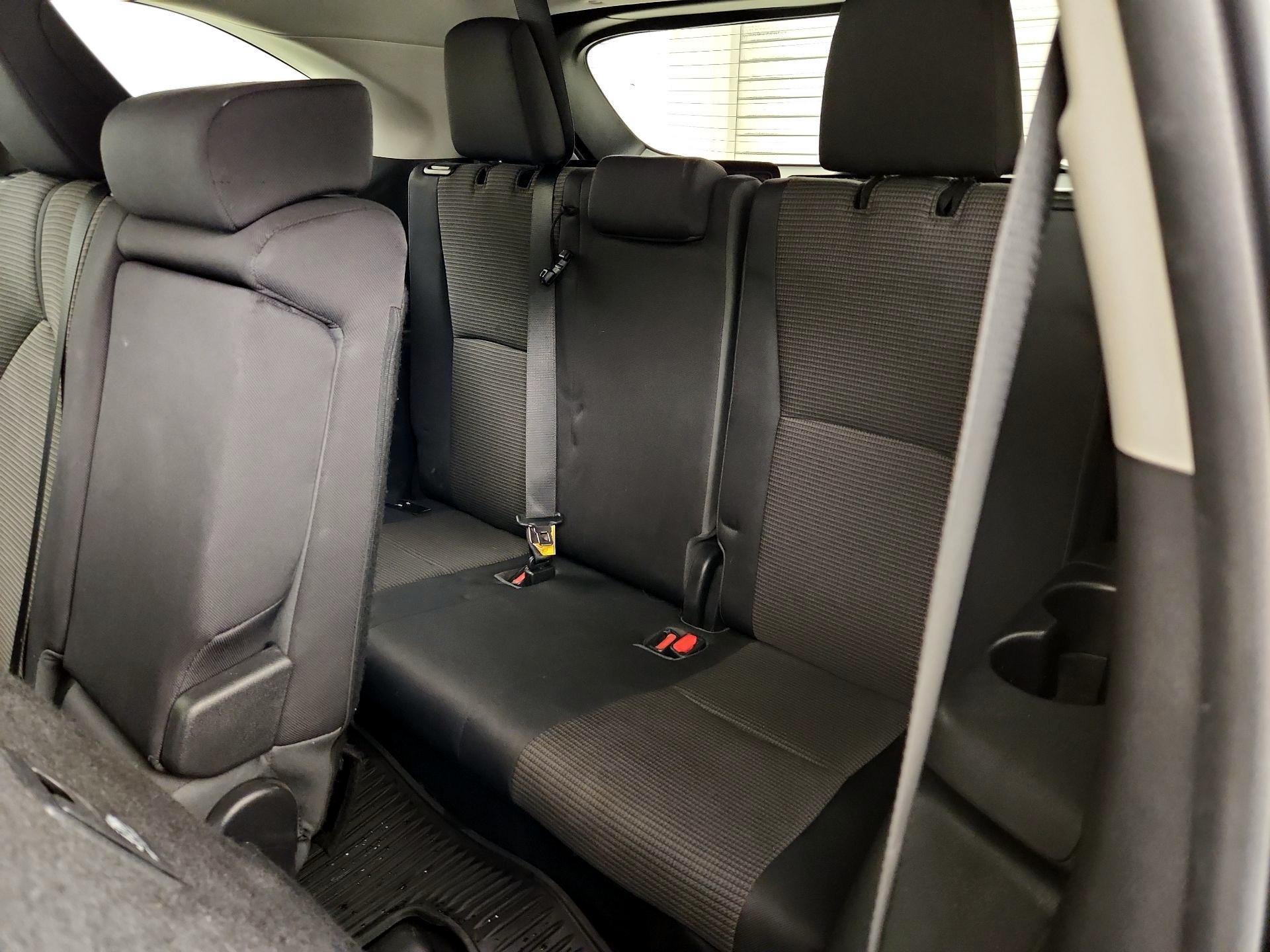 Thumbnail: 2023 Toyota Highlander - 20