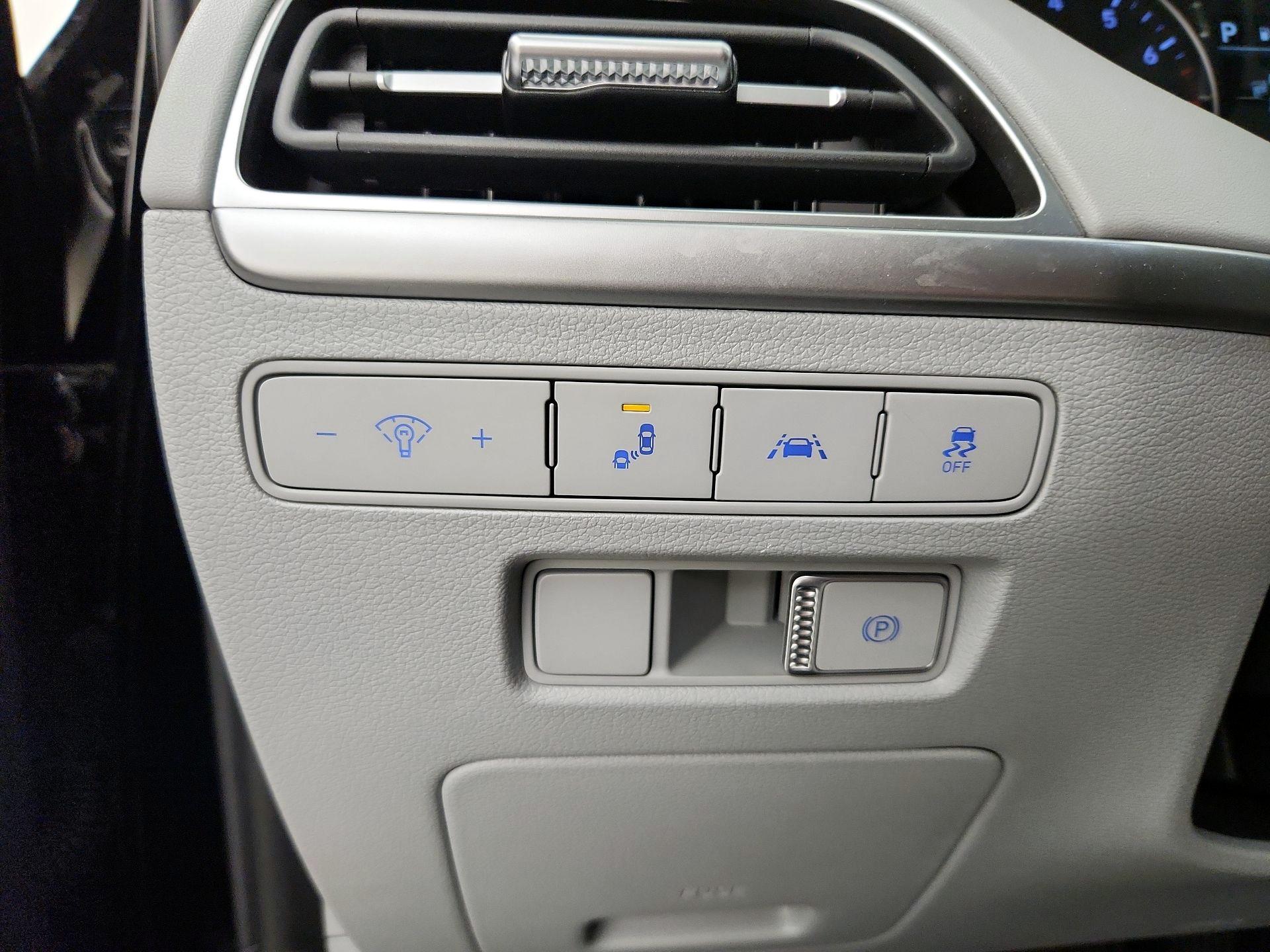 Thumbnail: 2022 Hyundai Palisade - 13