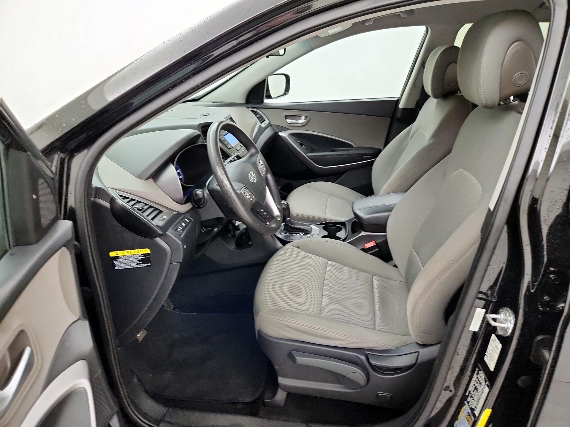 Thumbnail: 2016 Hyundai Santa Fe - 11