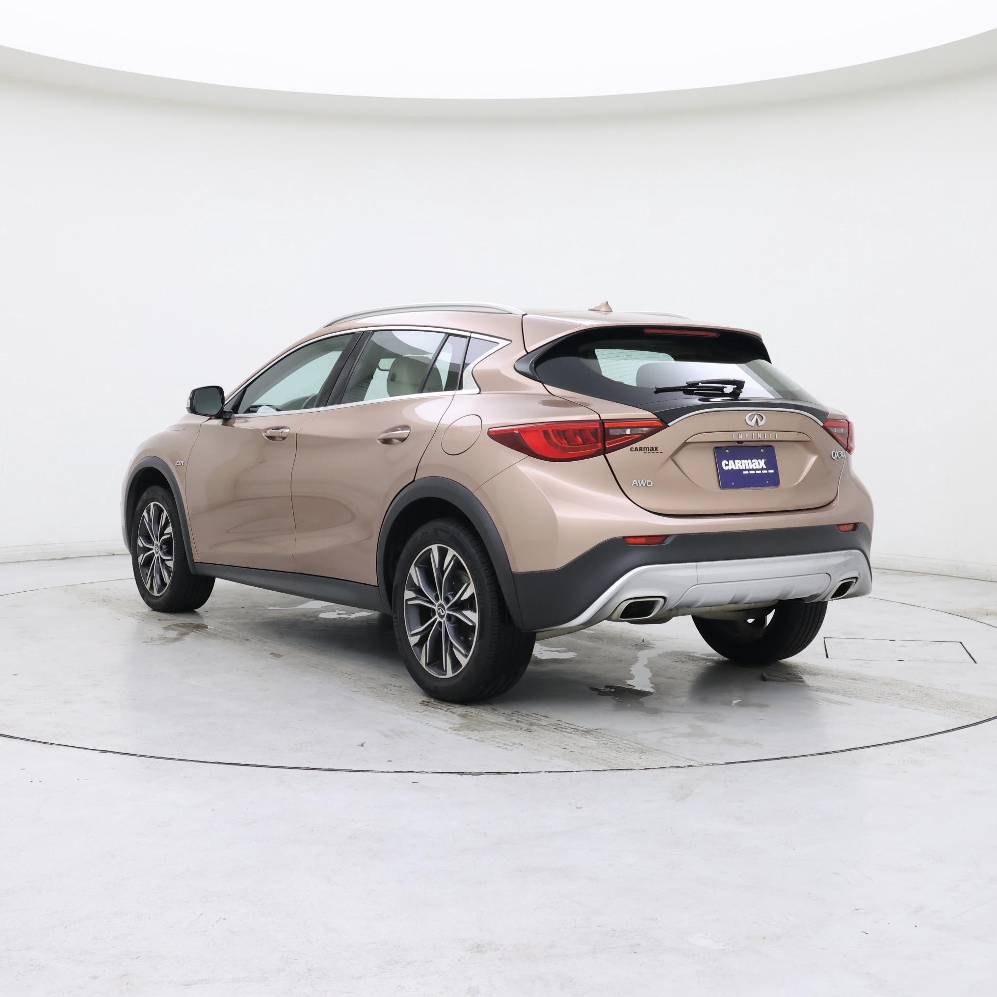 Thumbnail: 2018 INFINITI QX30 - 2