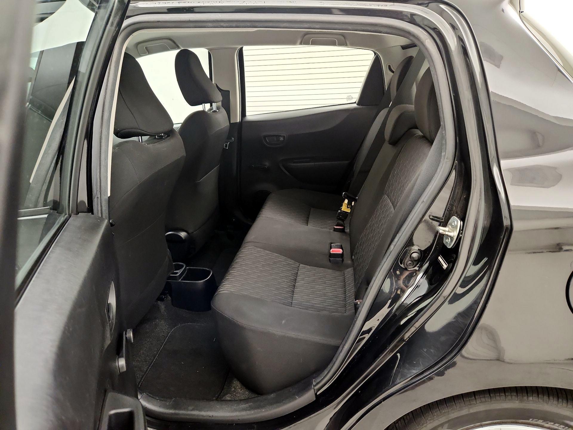 Thumbnail: 2014 Toyota Yaris - 17