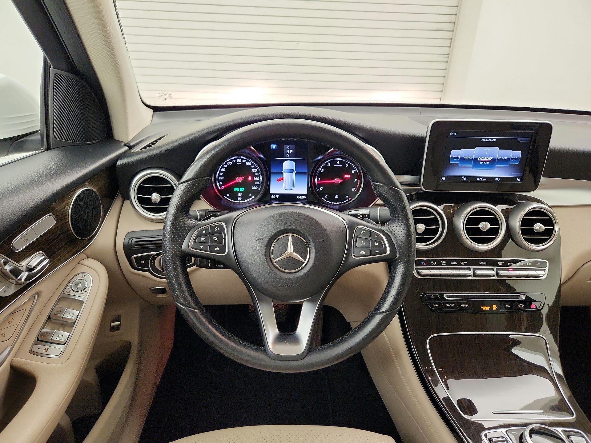 Thumbnail: 2018 Mercedes-Benz GLC - 10