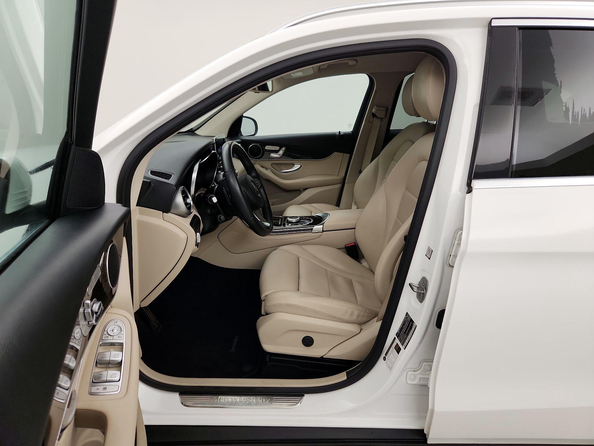 Thumbnail: 2018 Mercedes-Benz GLC - 11