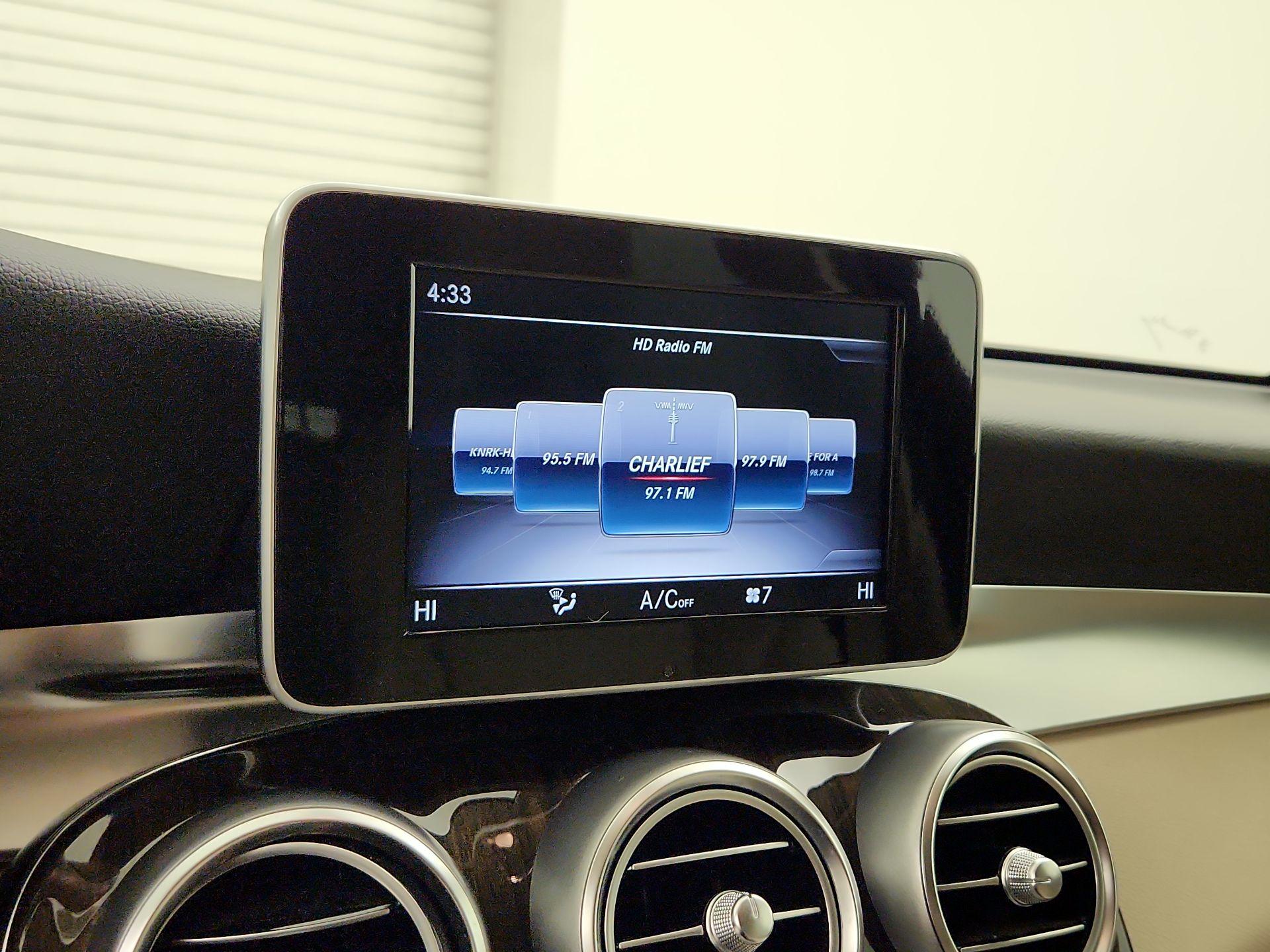 Thumbnail: 2018 Mercedes-Benz GLC - 15