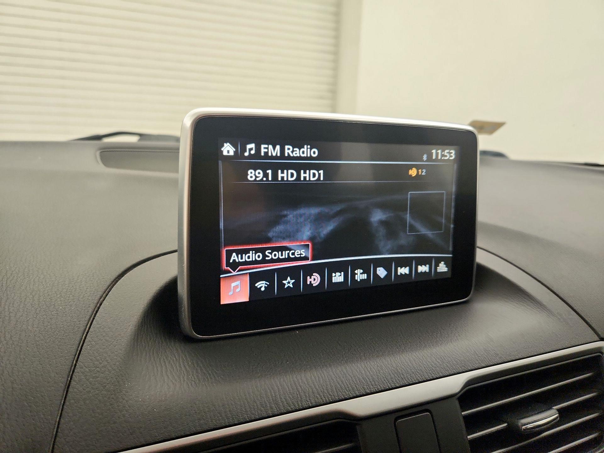 Thumbnail: 2015 Mazda Mazda3 - 14