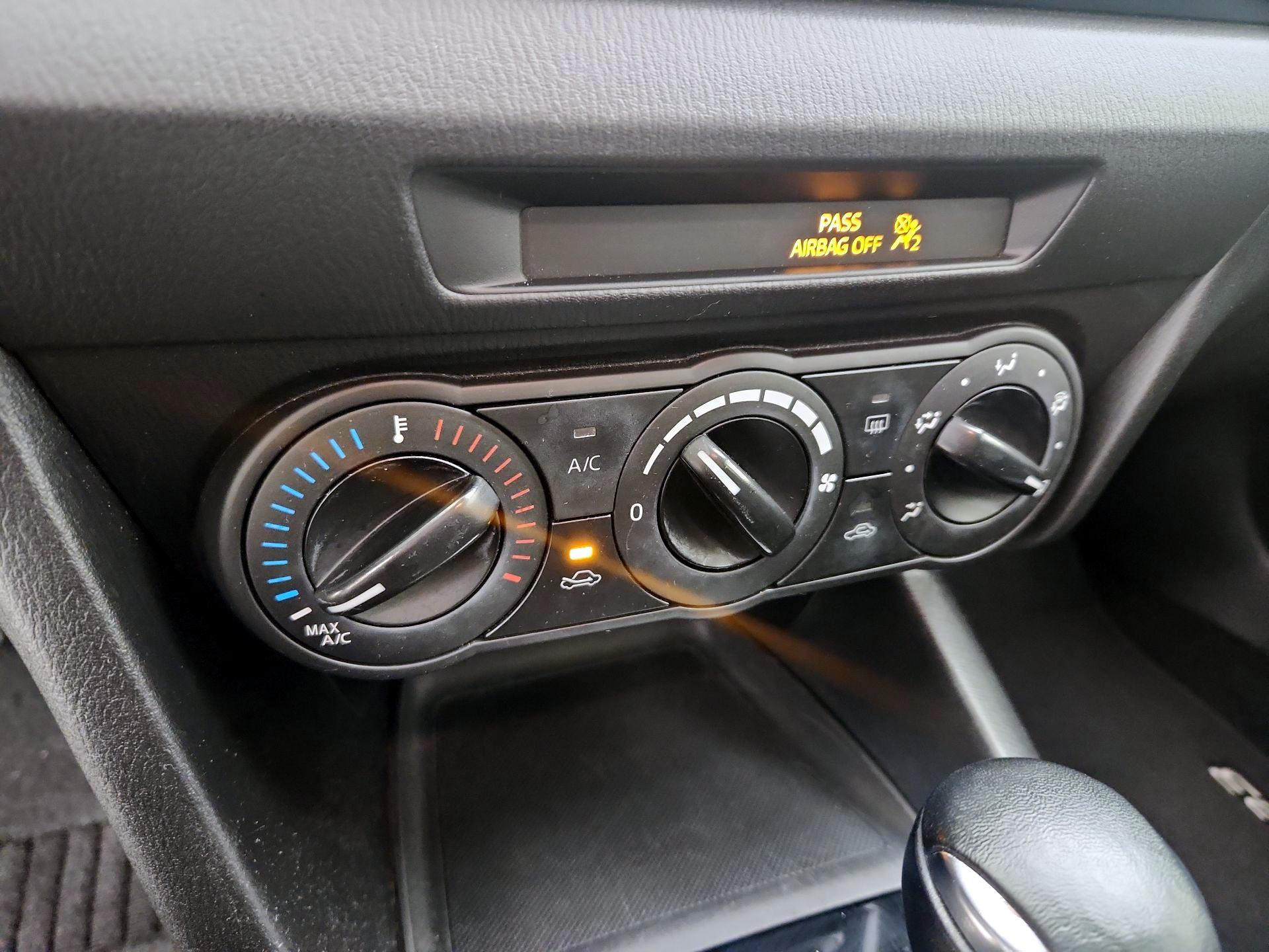 Thumbnail: 2015 Mazda Mazda3 - 15