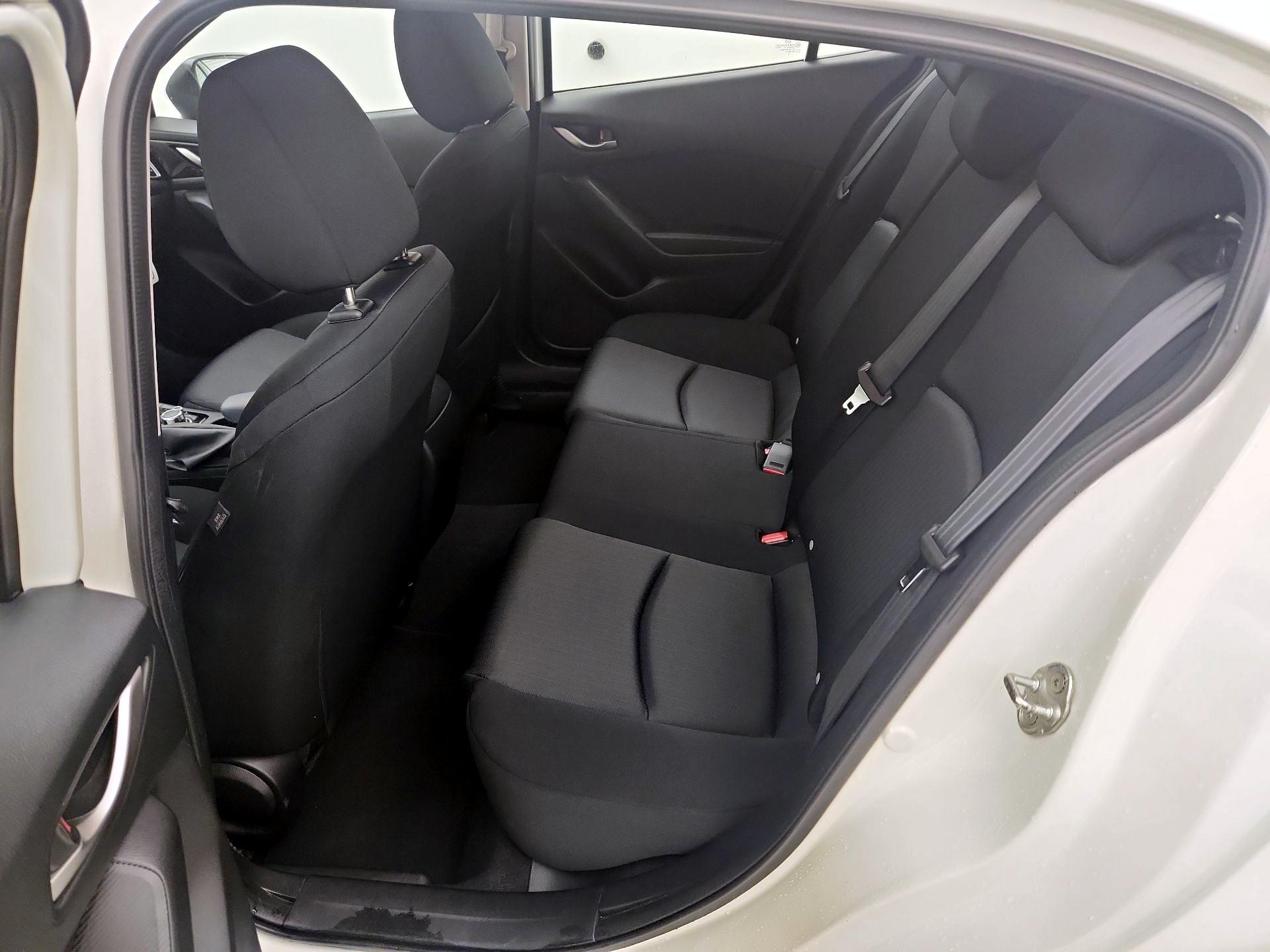 Thumbnail: 2015 Mazda Mazda3 - 18