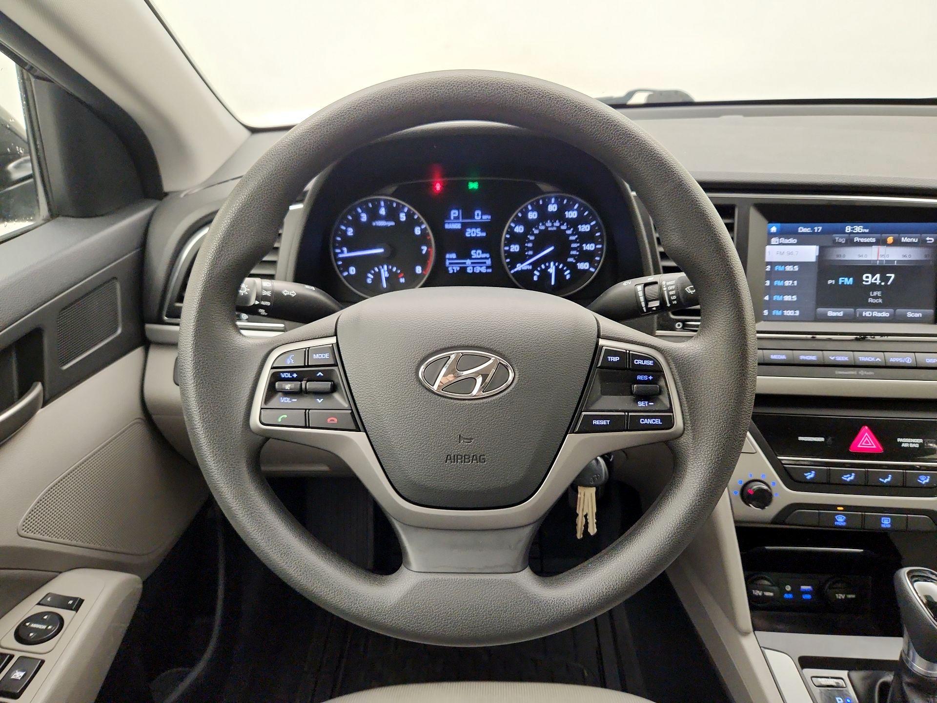 Thumbnail: 2017 Hyundai Elantra - 10
