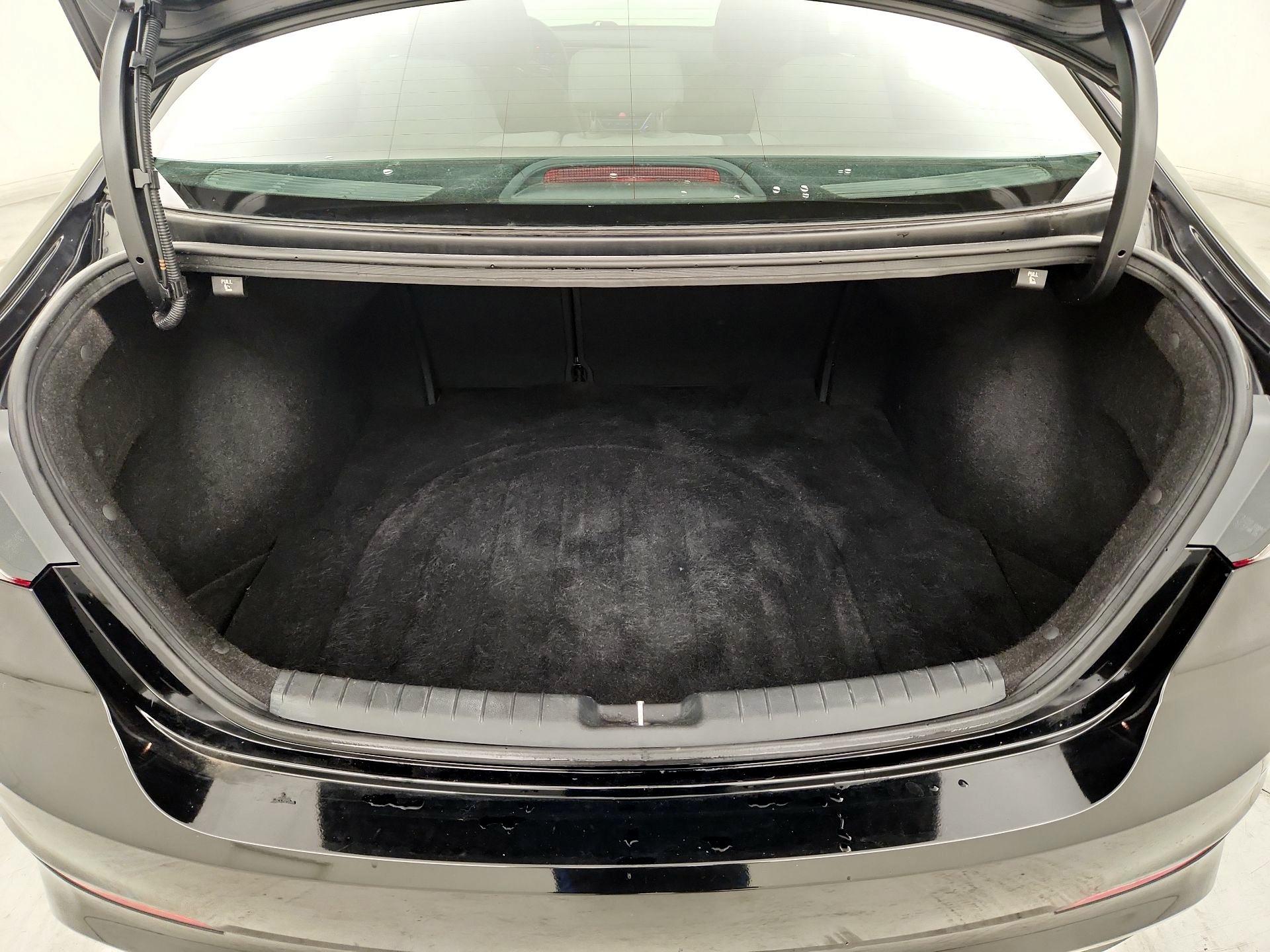 Thumbnail: 2017 Hyundai Elantra - 20