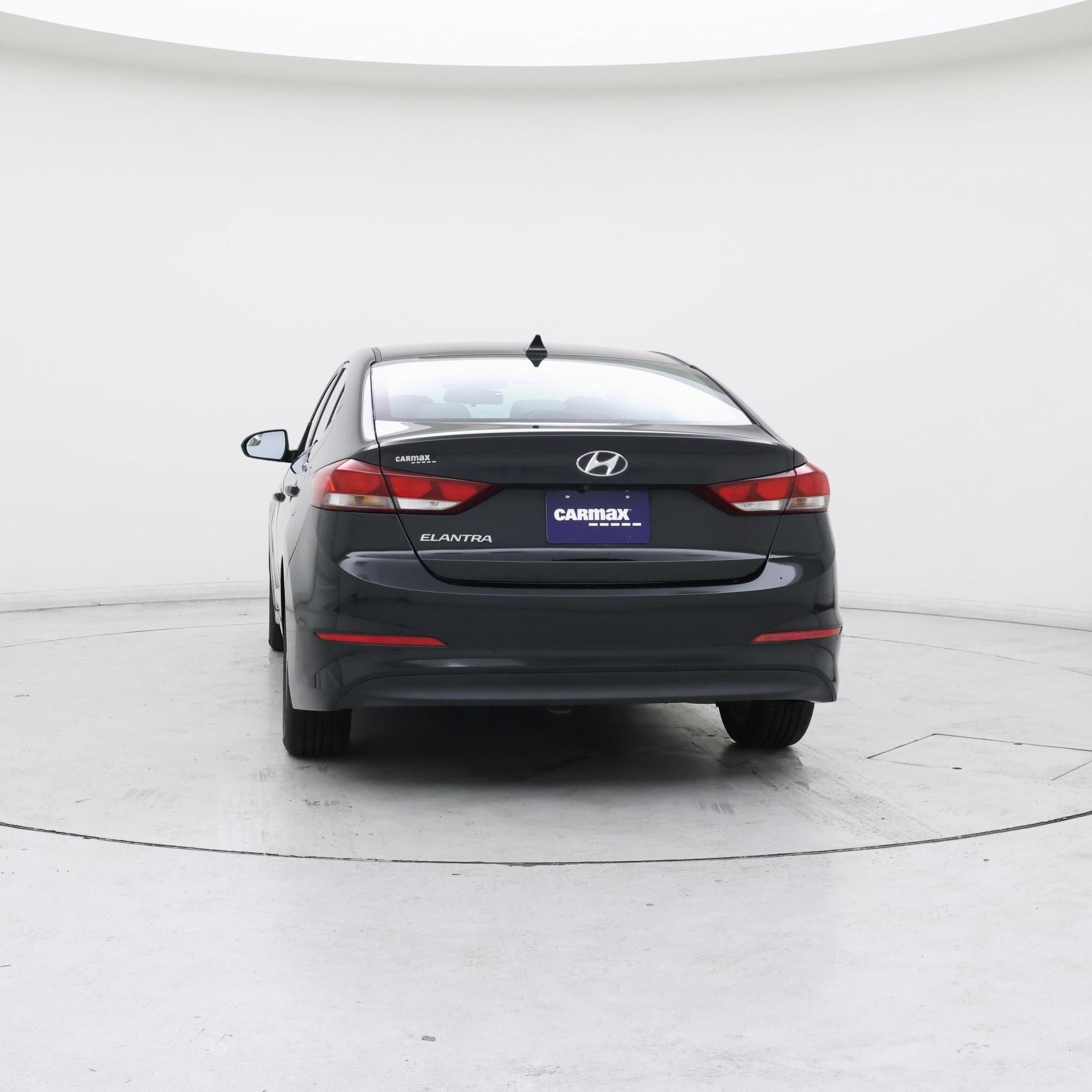 Thumbnail: 2017 Hyundai Elantra - 6