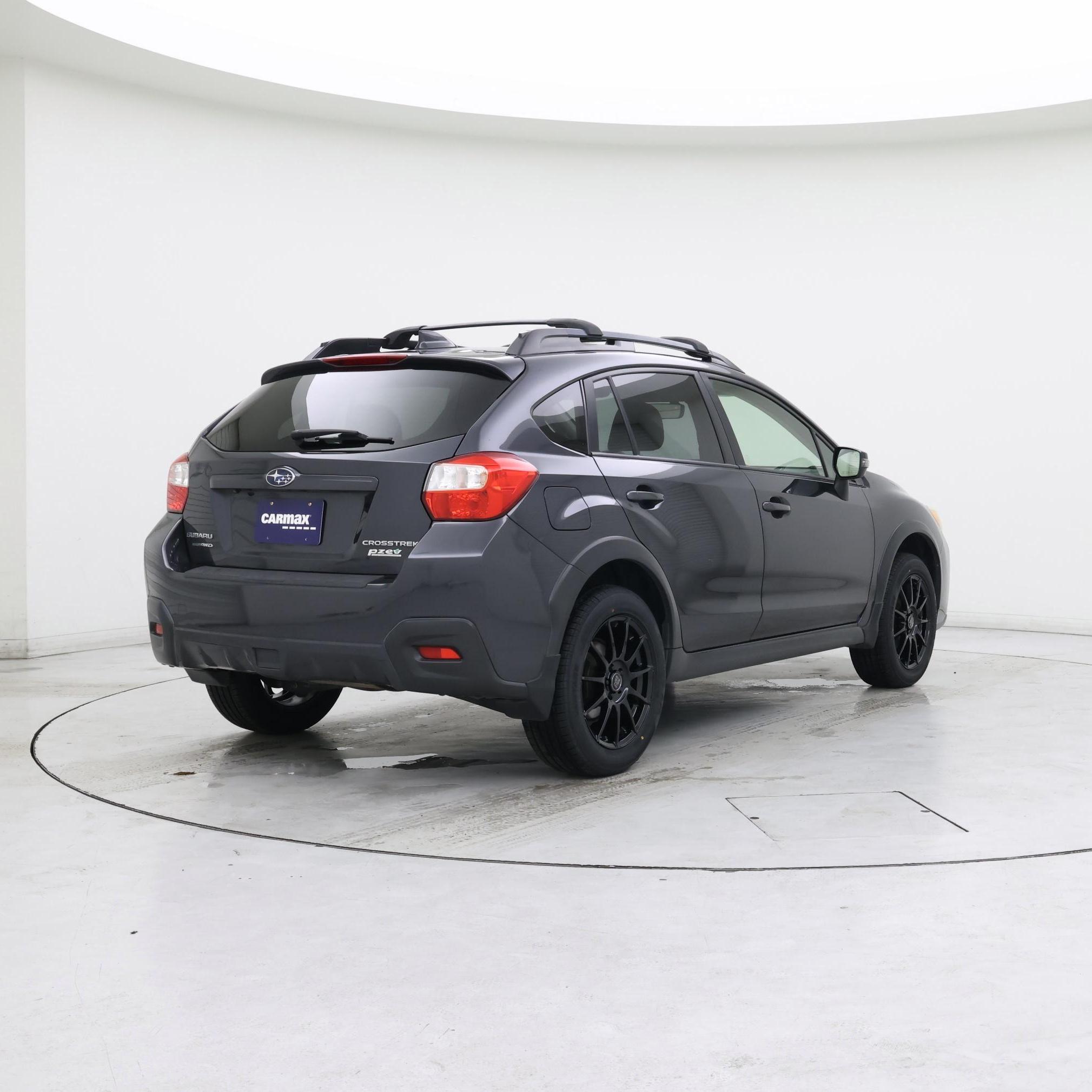 Thumbnail: 2017 Subaru Crosstrek - 8