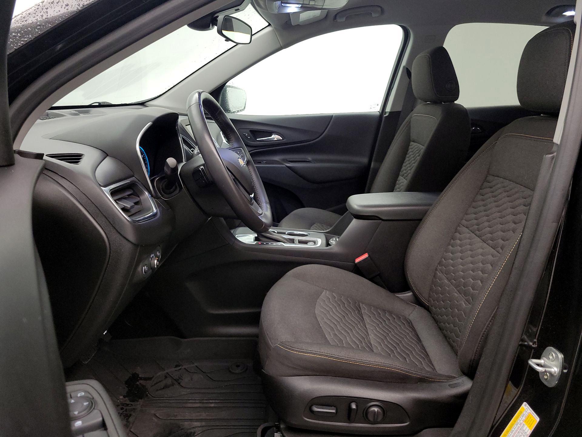 Thumbnail: 2021 Chevrolet Equinox - 11