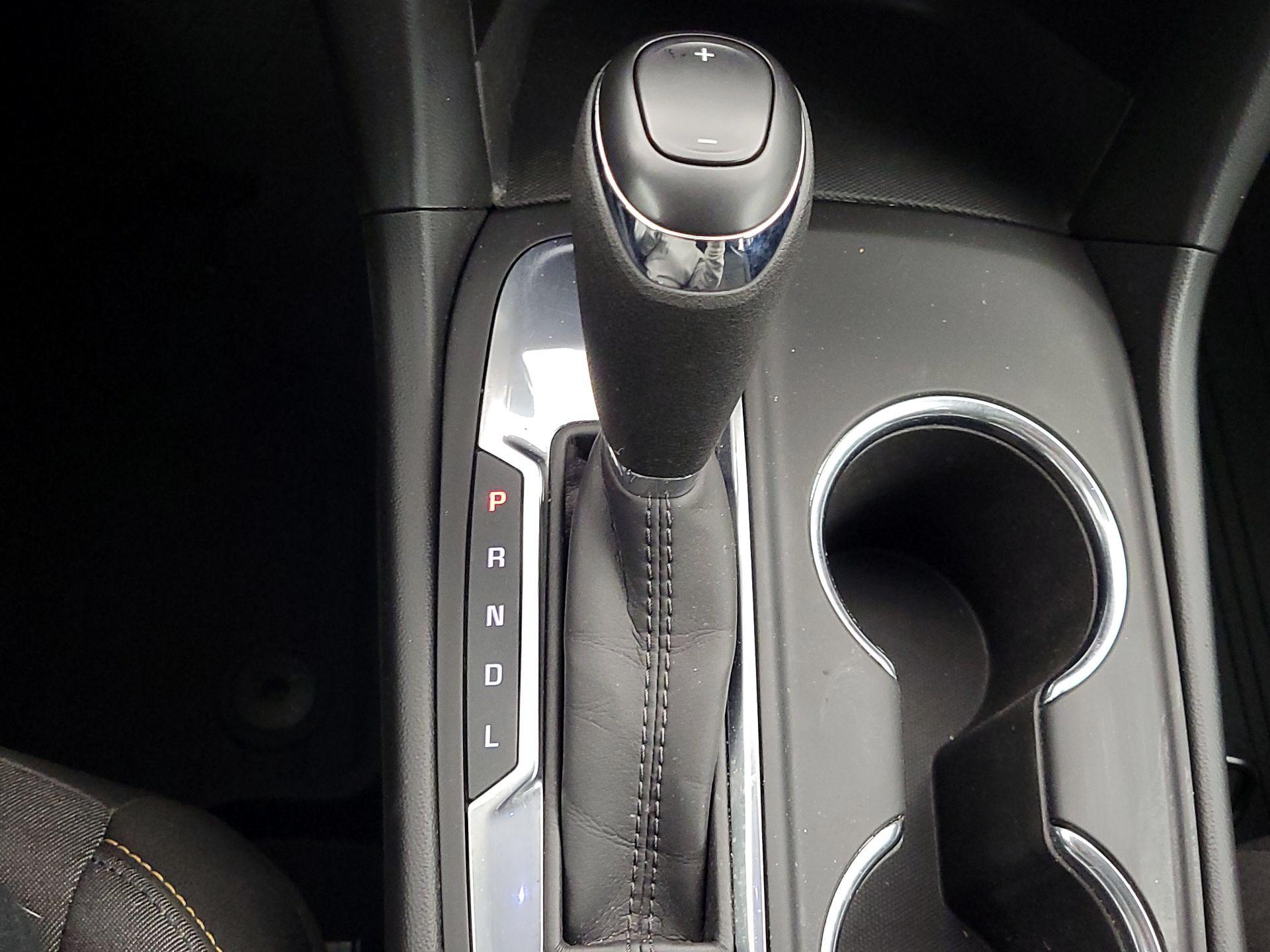 Thumbnail: 2021 Chevrolet Equinox - 17