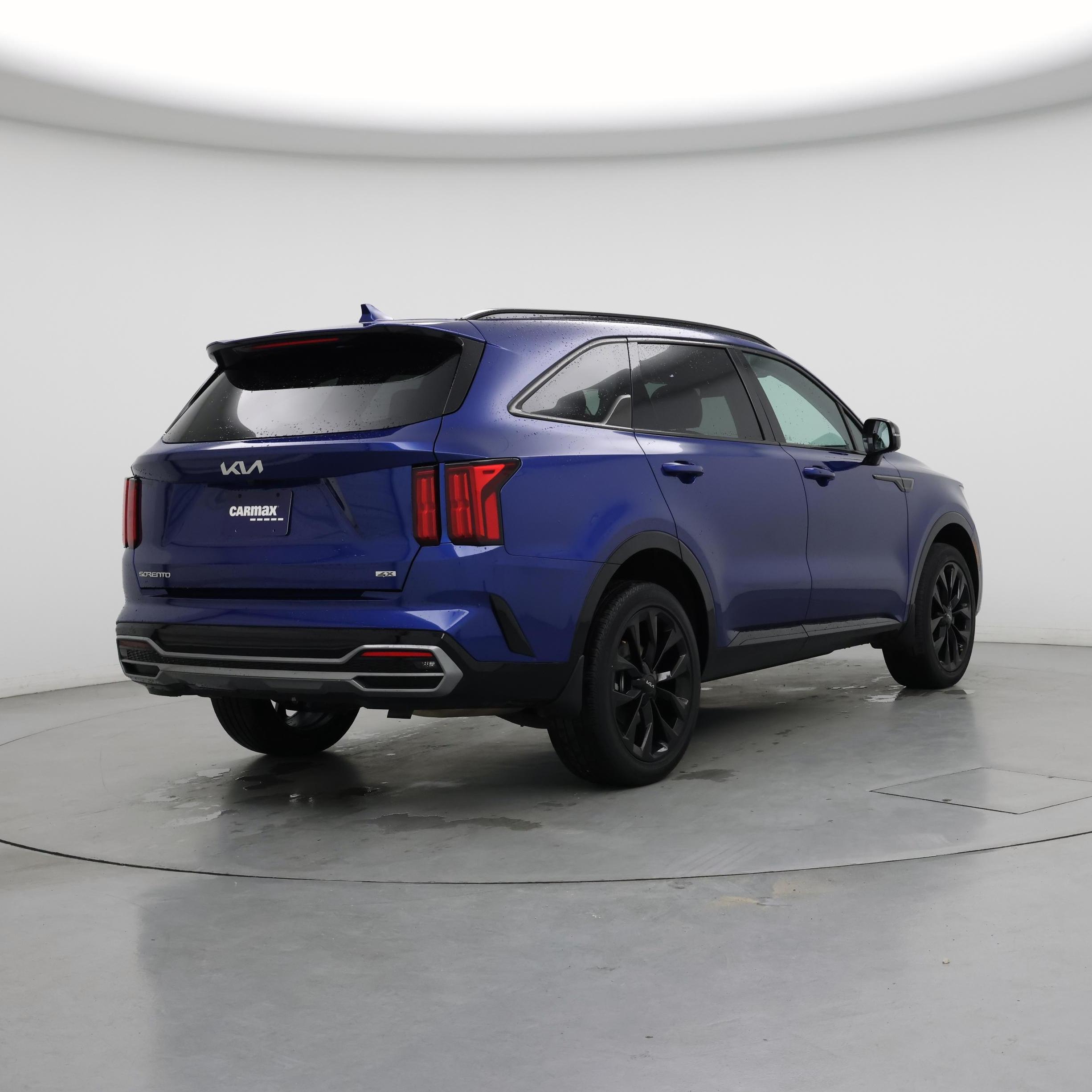 Thumbnail: 2023 Kia Sorento - 8