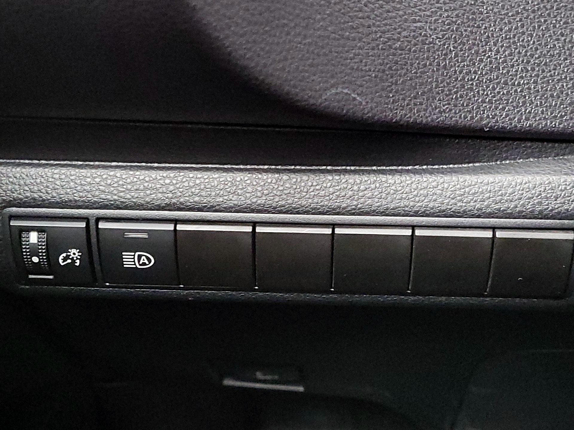 Thumbnail: 2023 Toyota Corolla - 13