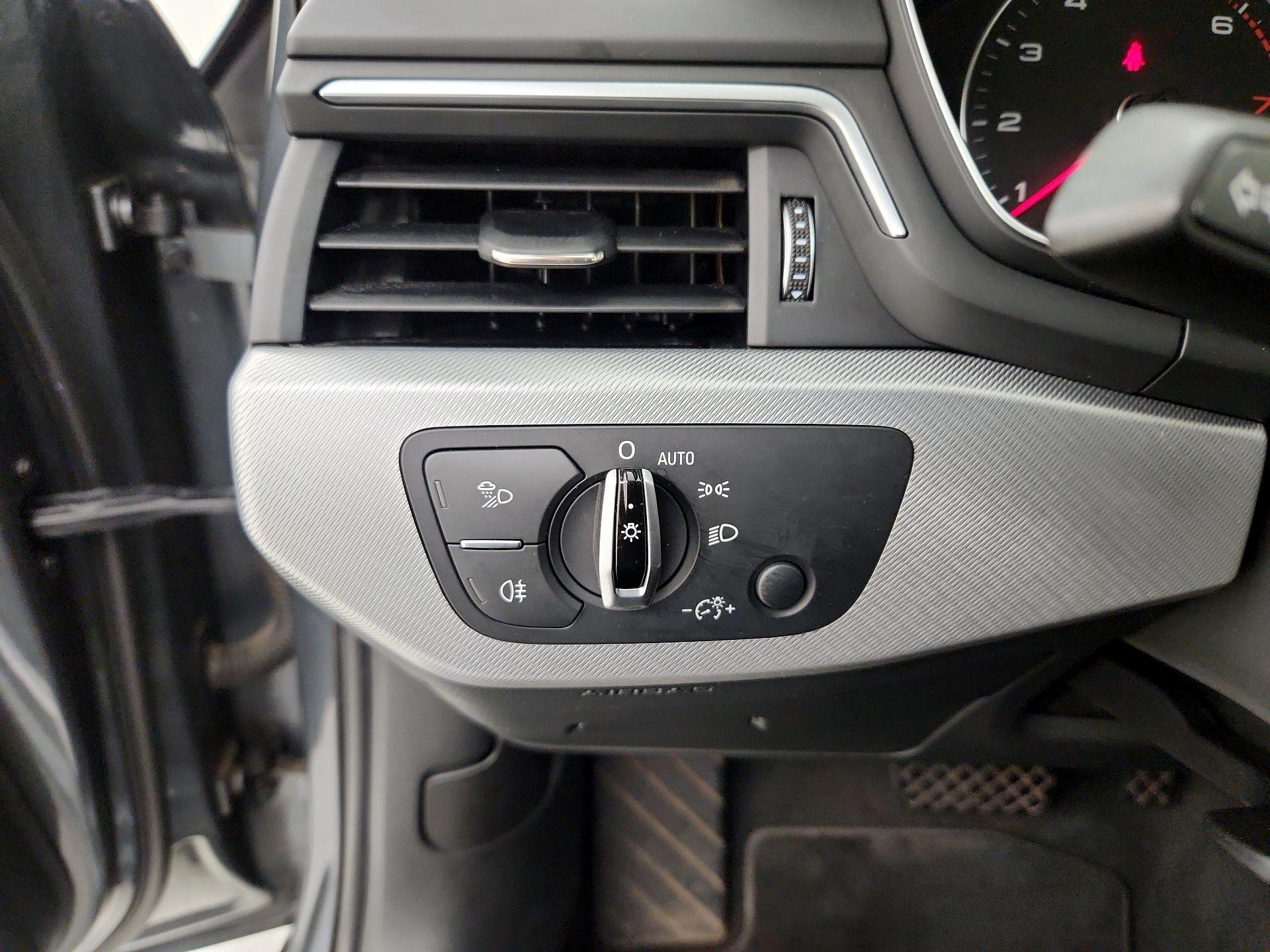 Thumbnail: 2017 Audi A4 - 13