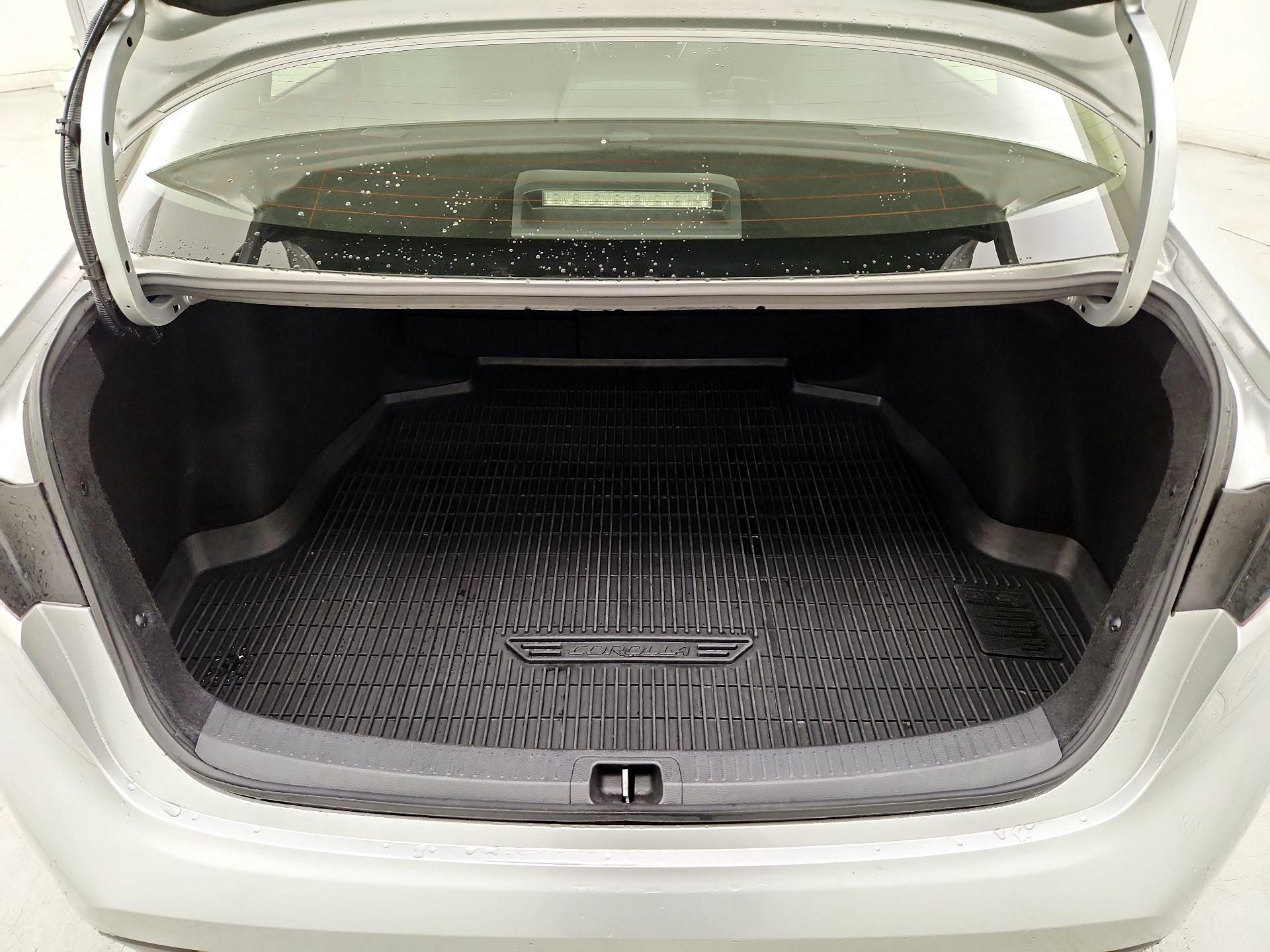 Thumbnail: 2022 Toyota Corolla - 20